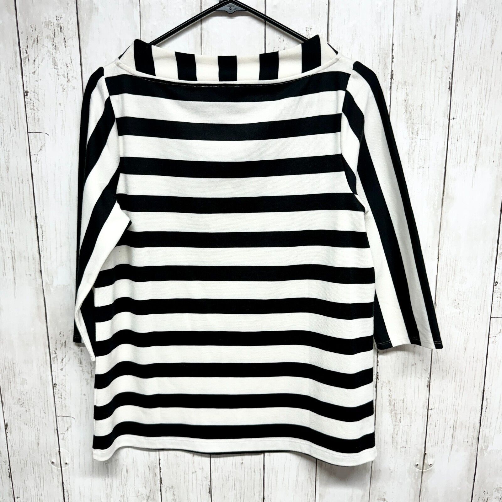 Anthropologie Anthropologie Top Sz Small Mock Neck 3/4 Sleeve Black White Size S / US 4 / IT 40 - 4 Thumbnail