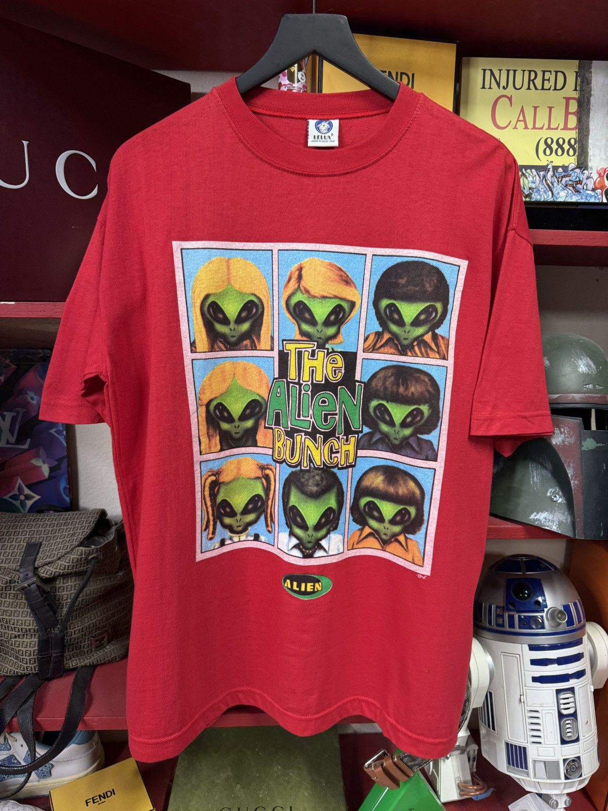 Vintage 90’s Aliens Parody Skate T-Shirt Size XLarge