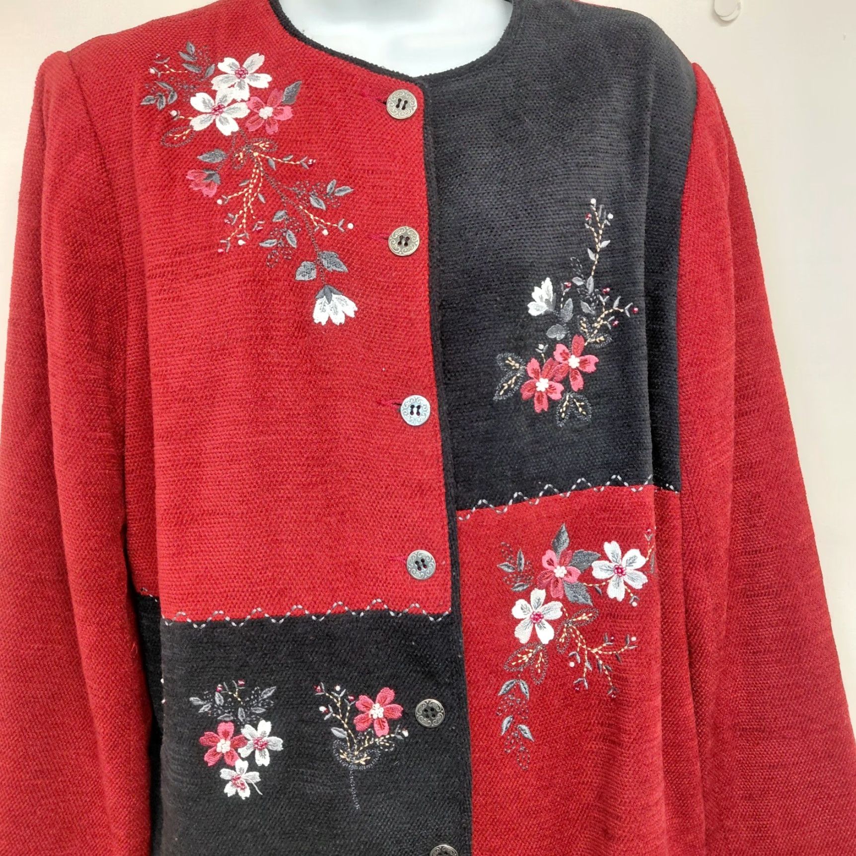 Vintage VINTAGE Alfred Dunner Jacket Womens 16 Red Beaded Embroidered Floral Button Blazer Jacket Coat Blazer Size XXL / US 16-18 / IT 52-54 - 4 Thumbnail
