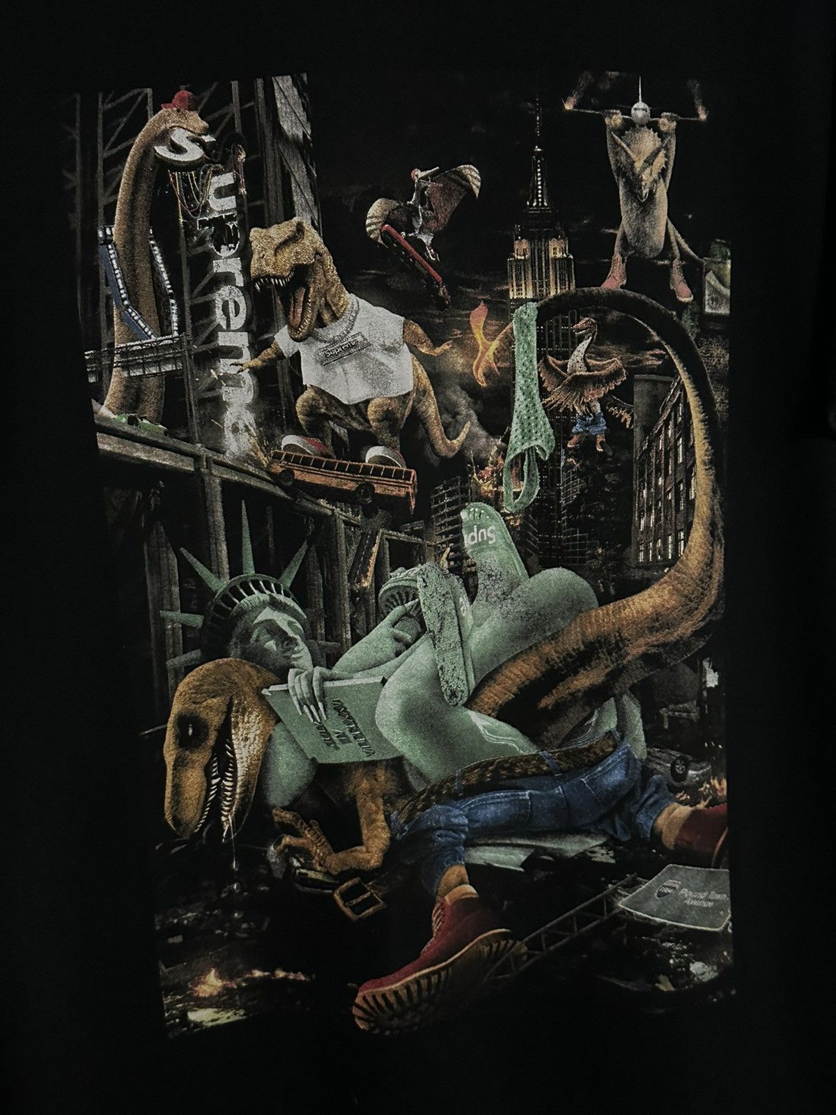 Supreme Supreme T-Rex Tee Size US L / EU 52-54 / 3 - 2 Thumbnail