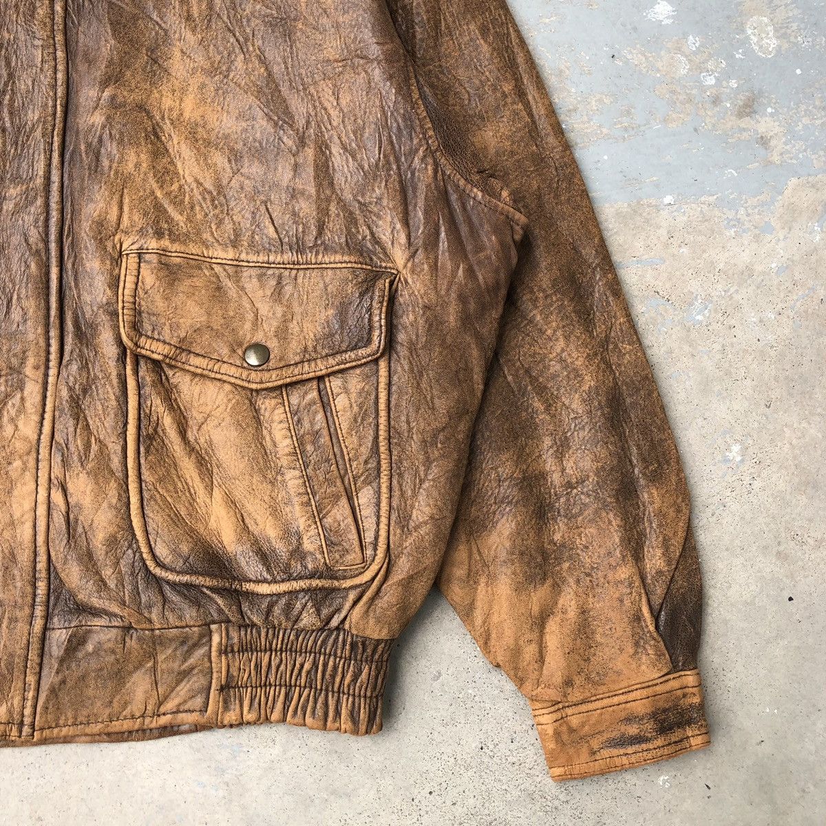 Vintage VTG Sheep Leather Flight Jacket Removable Sheeps Wool Collar Size US L / EU 52-54 / 3 - 7 Thumbnail