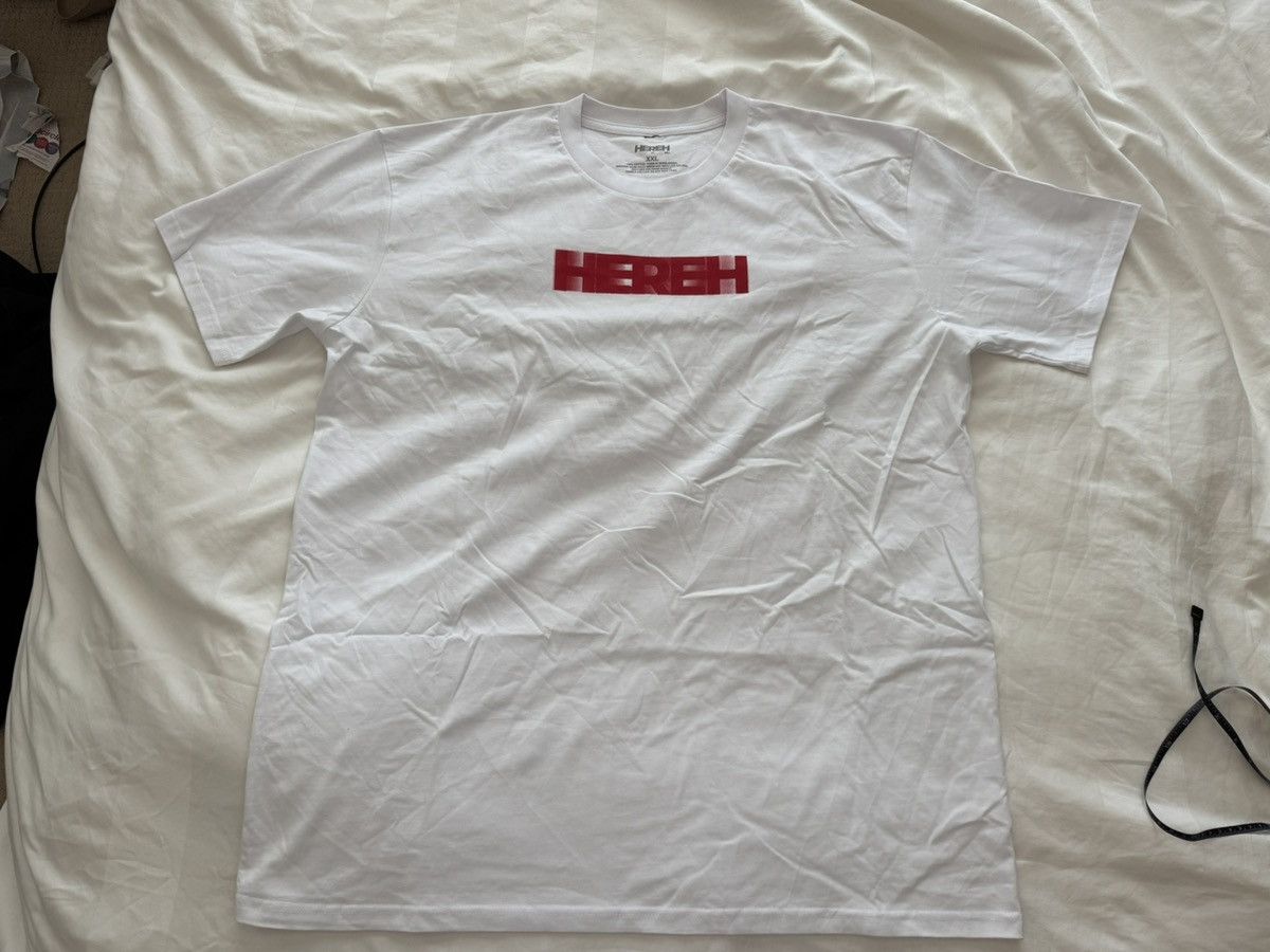 Band Tees IU - kpop - 2024 HEREH World Tour Tee Size US XXL / EU 58 / 5 - 1 Thumbnail