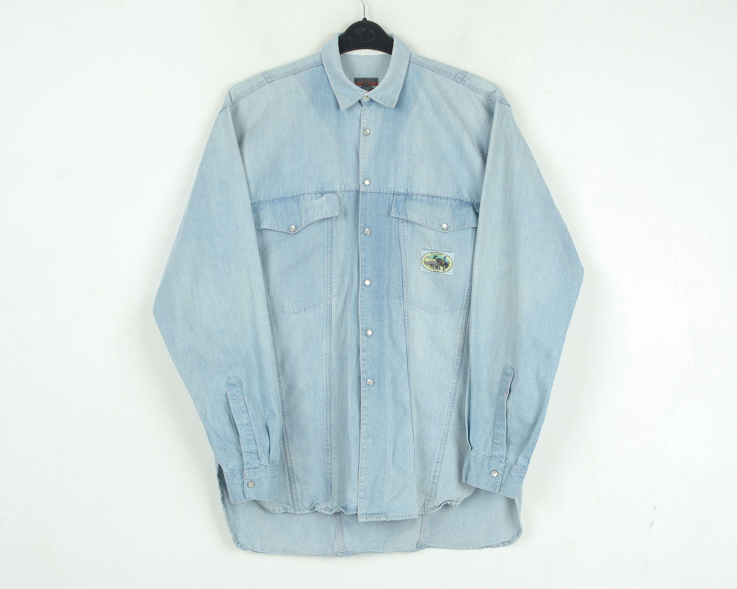 Cowboy Equipment NEWS FLASH Denim Shirt S Long Sleeved Pearl Snap Retro Size US S / EU 44-46 / 1 - 3 Thumbnail