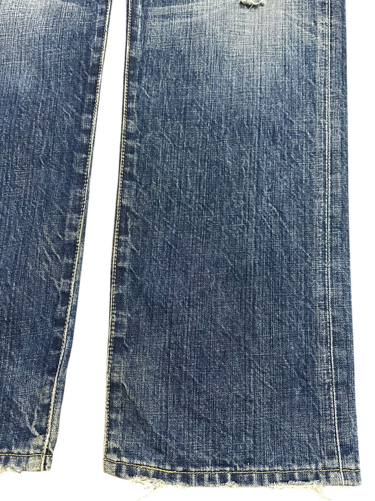 Levi's Vintage 90s Levis 501 Blue Faded Wash Distress Jeans Size US 34 / EU 50 - 8 Thumbnail