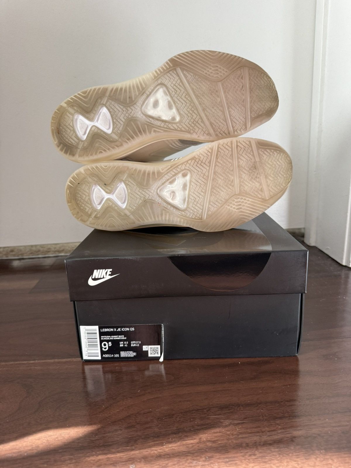 John Elliott × Nike John Elliott x Nike LeBron Icon Size US 9.5 / EU 42-43 - 6 Thumbnail