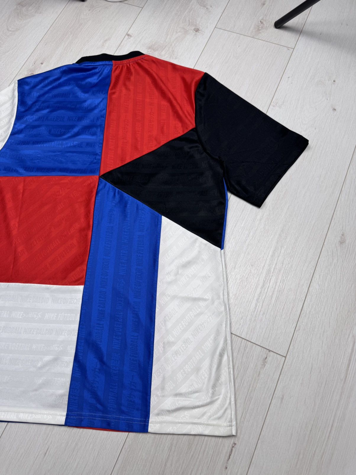 Nike Nike F.C. Away Football Jersey Men Shirt Soccer Size US L / EU 52-54 / 3 - 15 Thumbnail
