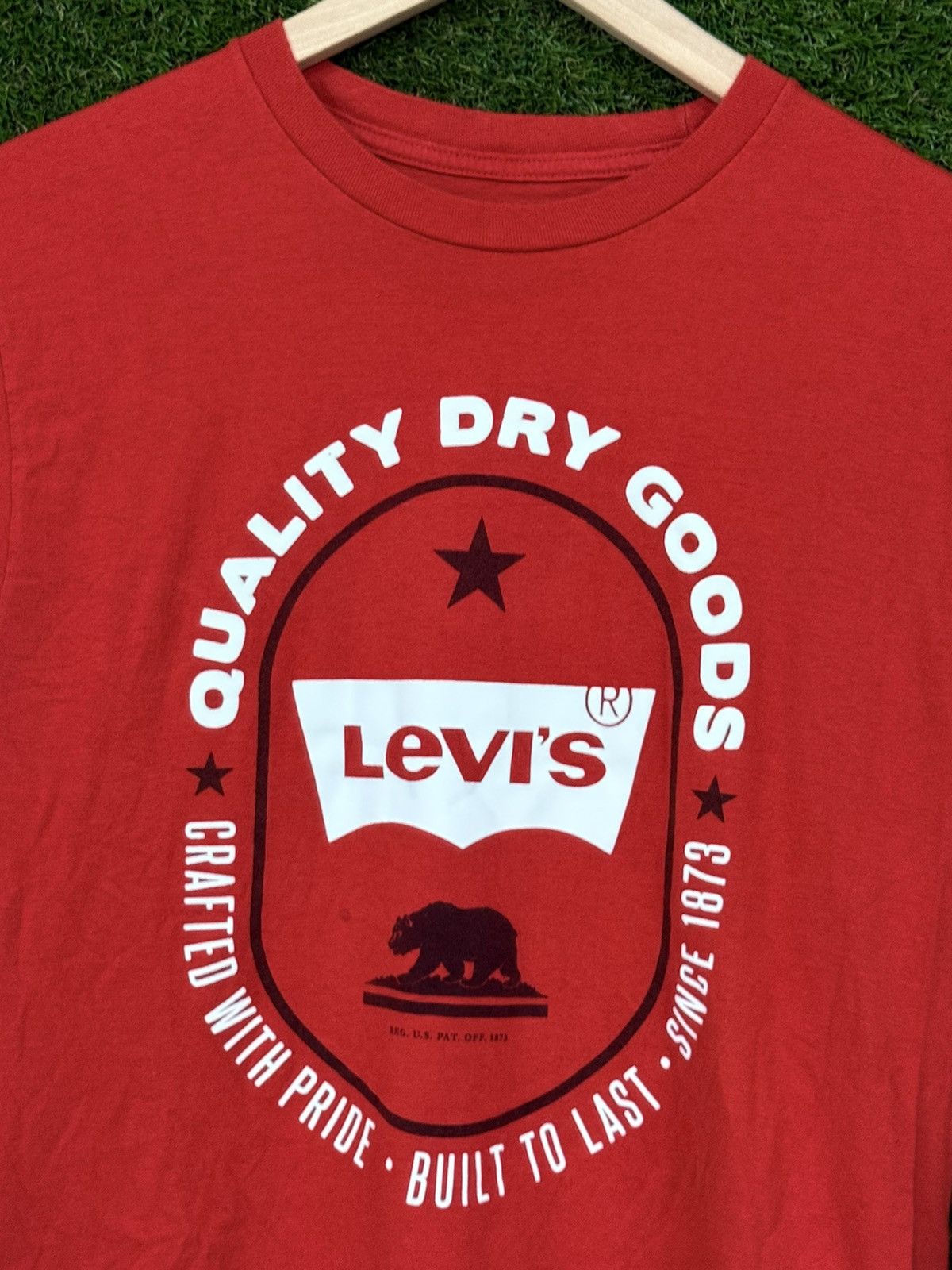 Levi's Levi's Red Dry Good Denim Jean Bear Star Logo T Shirt Medium Size US M / EU 48-50 / 2 - 2 Thumbnail
