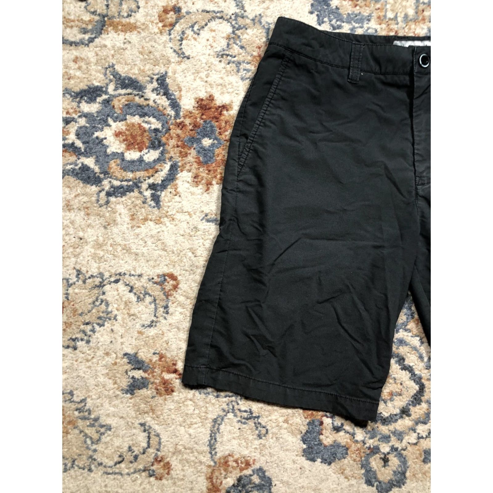 TravisMathew Travis Mathew Shorts Mens 32 Black Golf Chino Blend Stretch Performance Casual Size US 32 / EU 48 - 4 Thumbnail