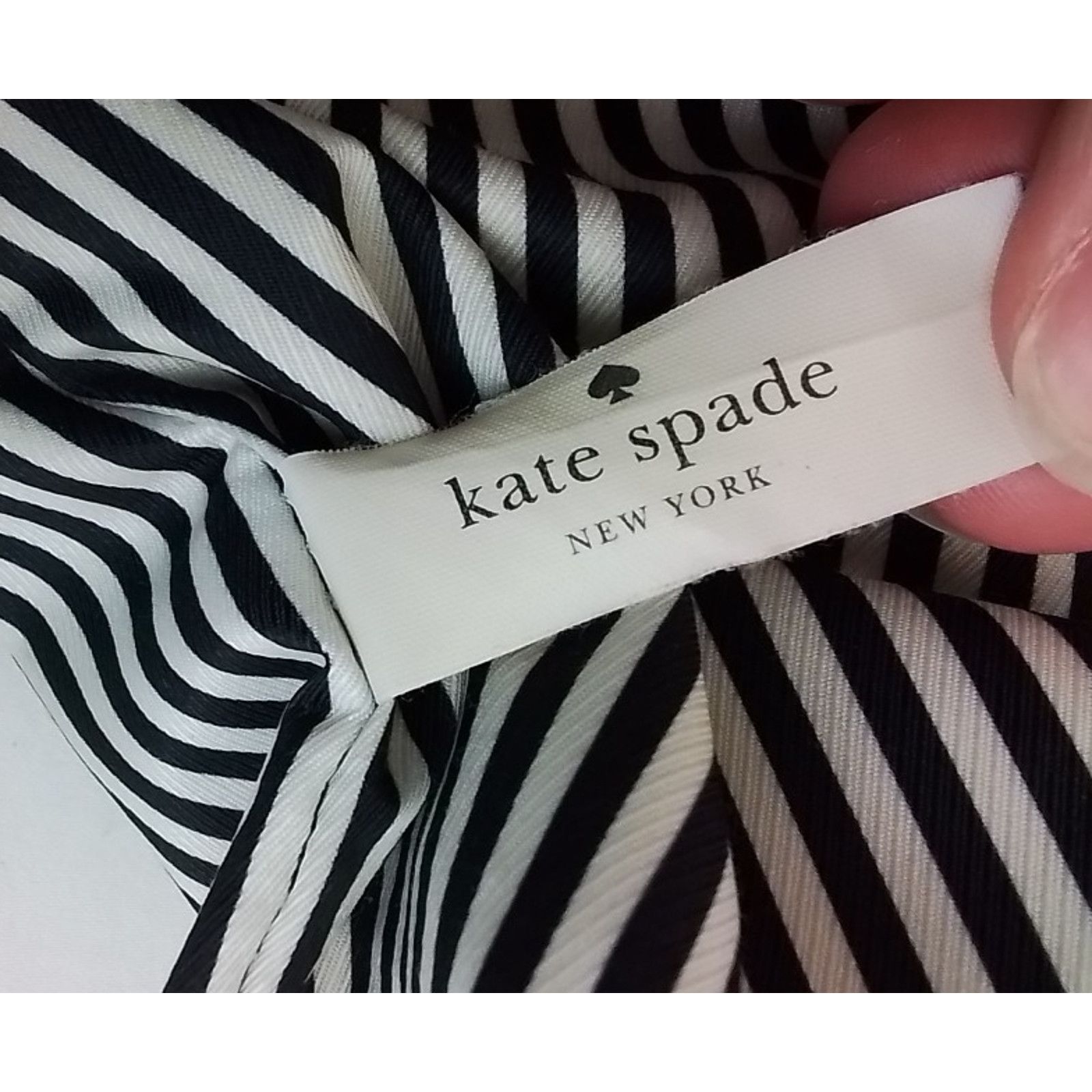 Kate Spade Kate Spade Leather Handbag Purse Black Gold Top Handle Size ONE SIZE - 15 Thumbnail