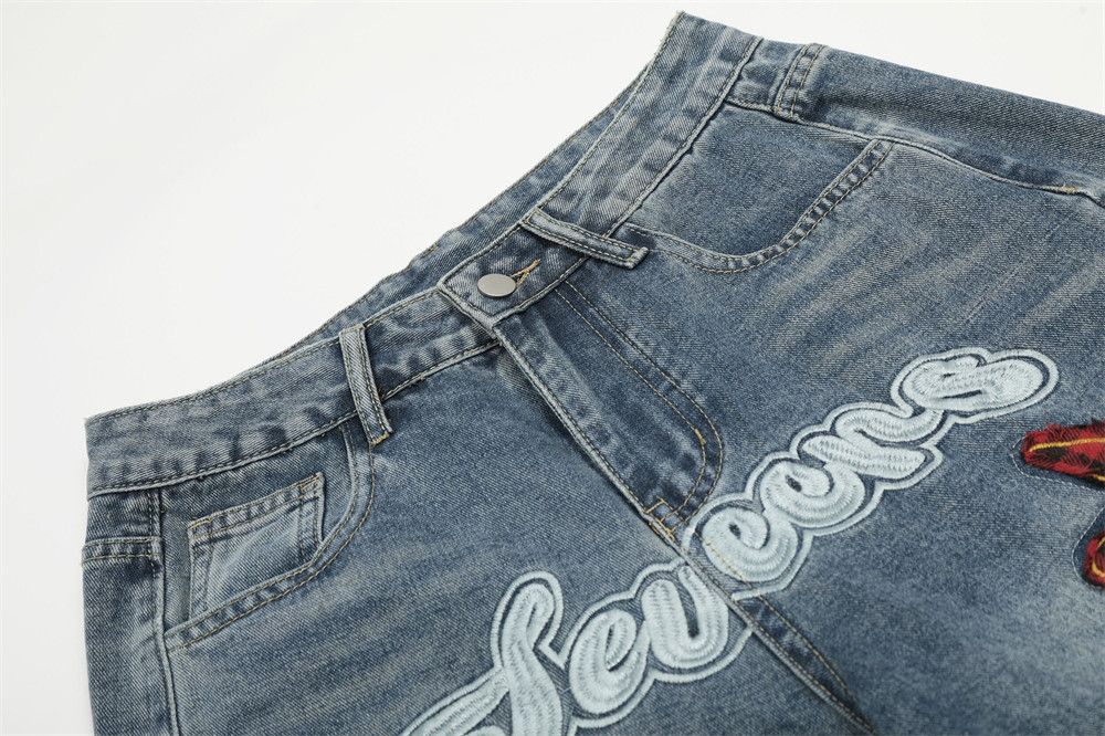 Jean Men's embroidered lettering distressed scimitar jeans Size US 32 / EU 48 - 3 Thumbnail