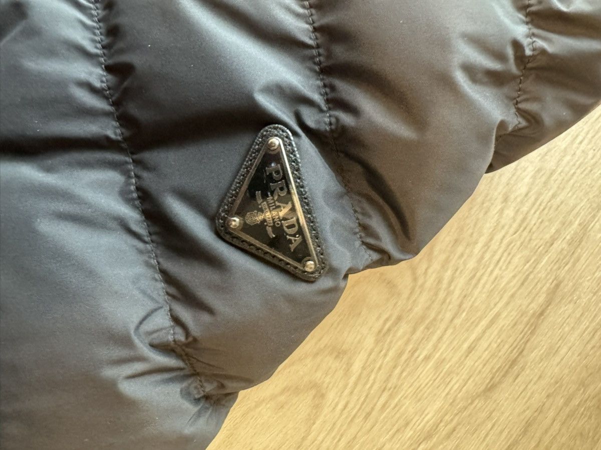 Prada Prada Triangle Plaque Logo Hooded Puffer Jacket Size US L / EU 52-54 / 3 - 2 Thumbnail