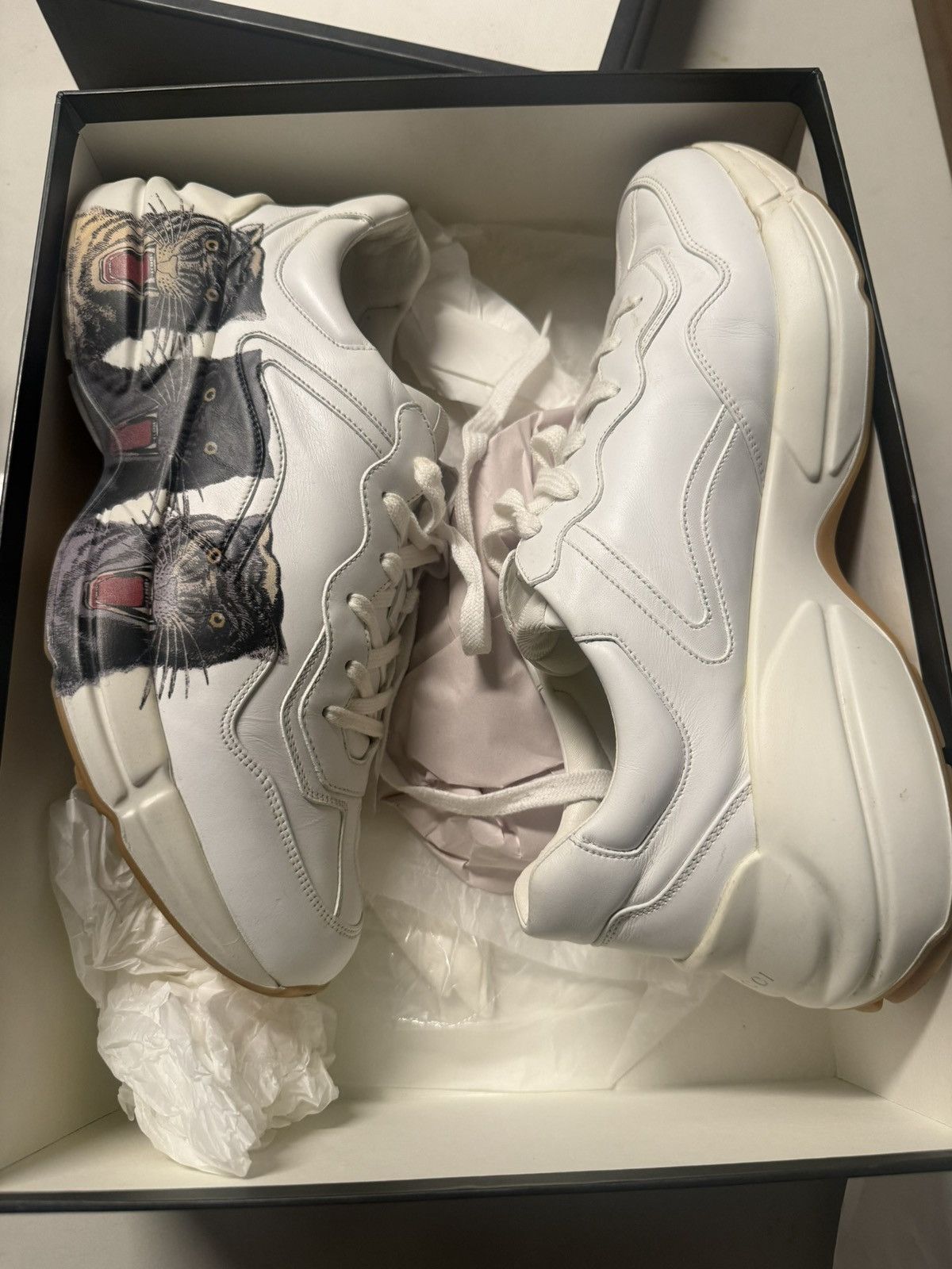 Gucci Gucci Tiger Rhyton Sneakers Size US 10 / EU 43 - 1 Thumbnail