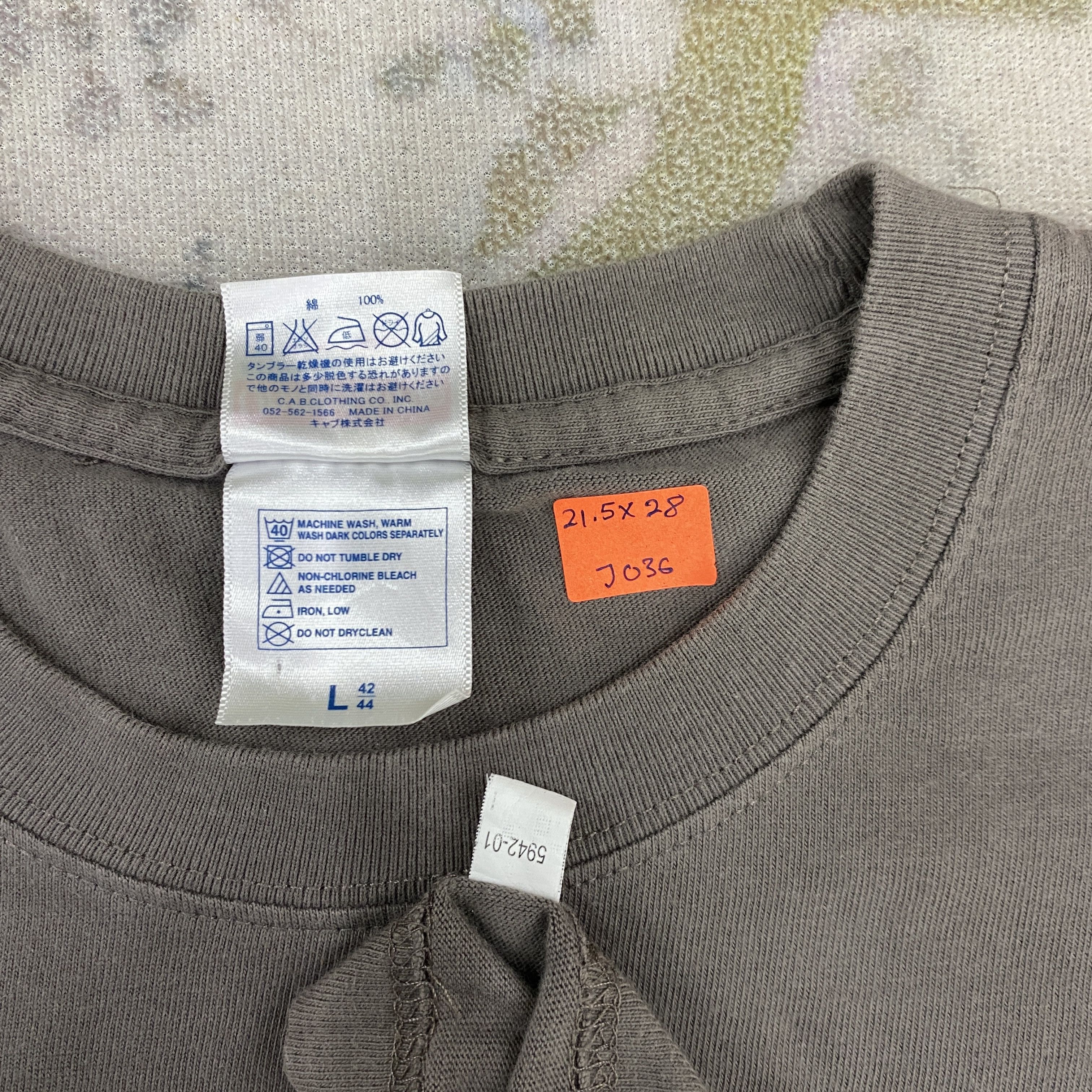 Japanese Brand Vintage Motoharu Sano 30th Anniversary - J036 Size US M / EU 48-50 / 2 - 5 Thumbnail