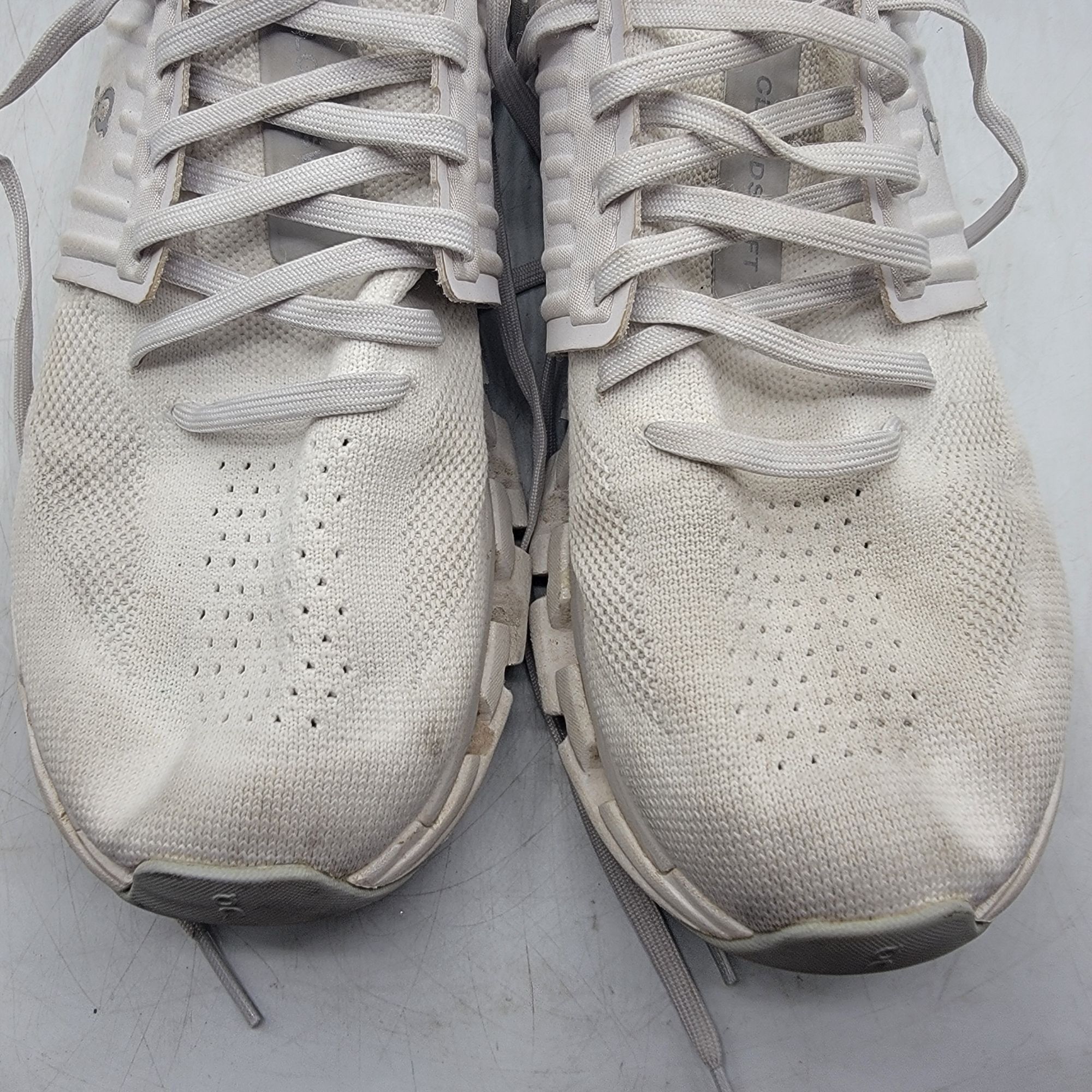 On ON Cloudswift 3 Womens 10 Triple White Running Shoes Athleti Size US 10 / IT 40 - 12 Thumbnail