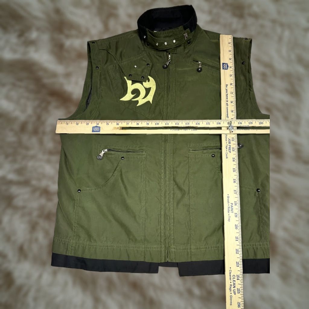 Vintage Jamie Sadock Women's Vest Jacket Missing Zip Off Sleeves Rhinestoned Sz M Green Vest Jacket Women’s Basic Jacket Pockets Full Zip Size M / US 6-8 / IT 42-44 - 1 Thumbnail