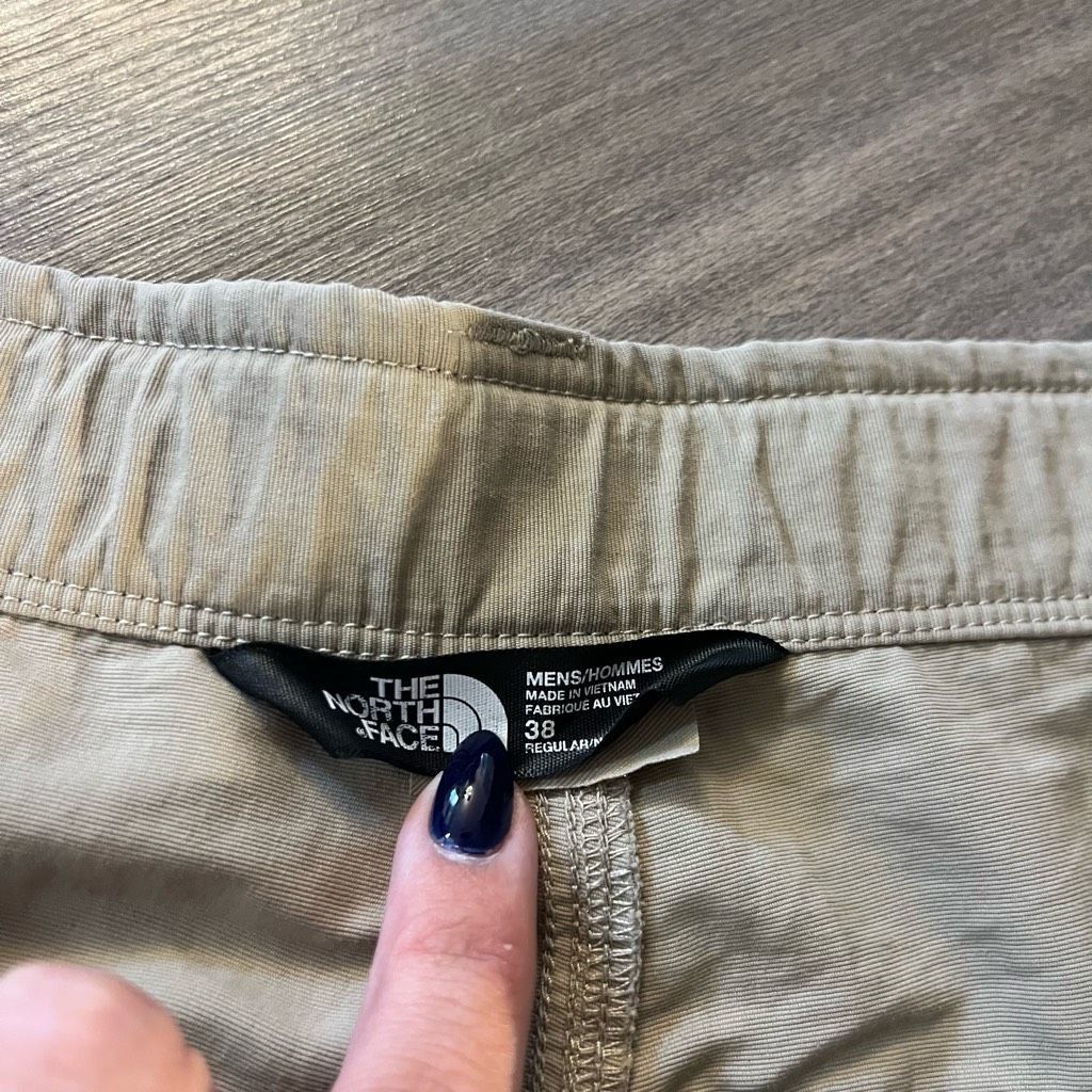 The North Face North Face Khaki Athletic Cargo Shorts Men 38 Size US 38 / EU 54 - 3 Thumbnail