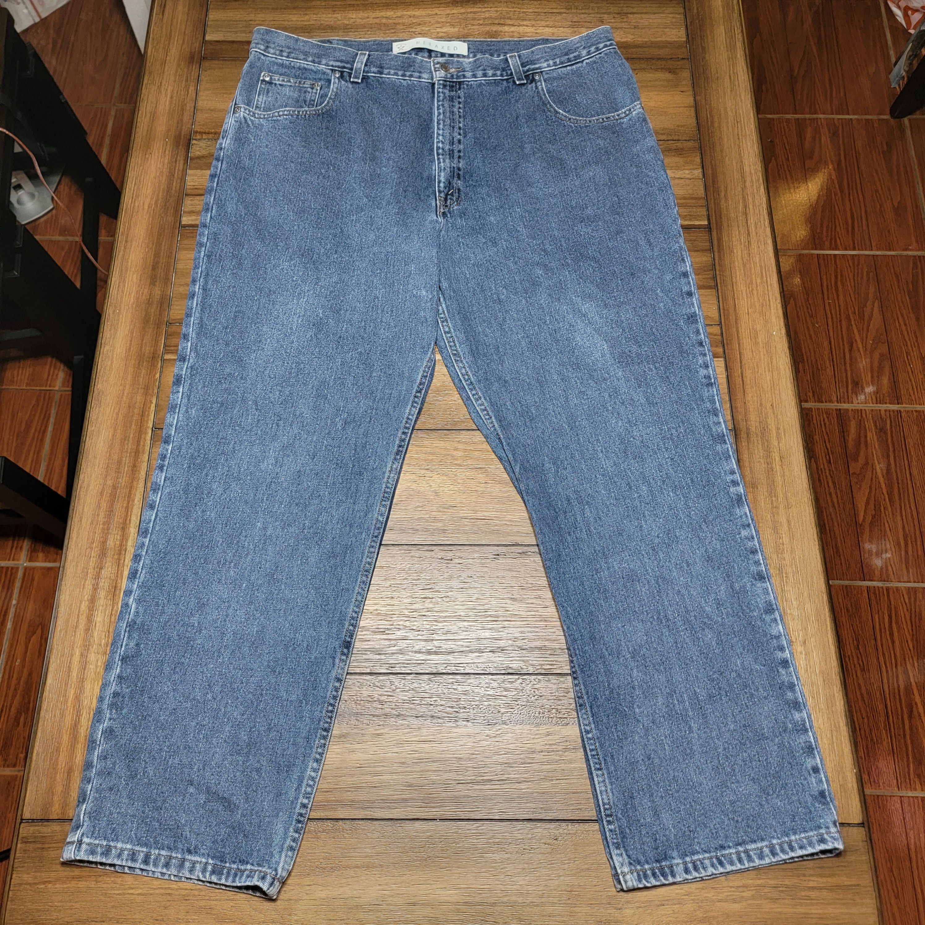 Arizona Jean Co. Arizona Premium Denim Relaxed Fit Jeans - Size 42 X 30 Size US 42 / EU 58 - 1 Thumbnail