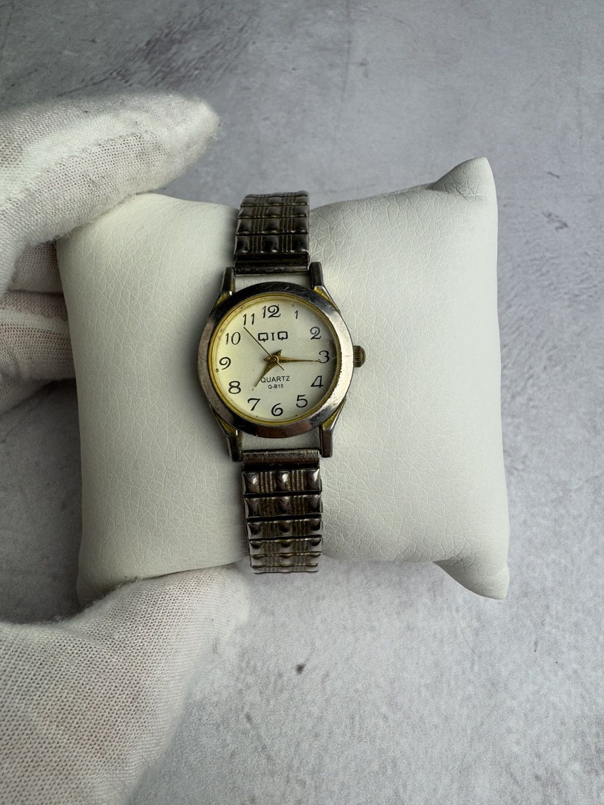 Japanese Brand Vintage Japanese Style Watch Size ONE SIZE - 1 Thumbnail