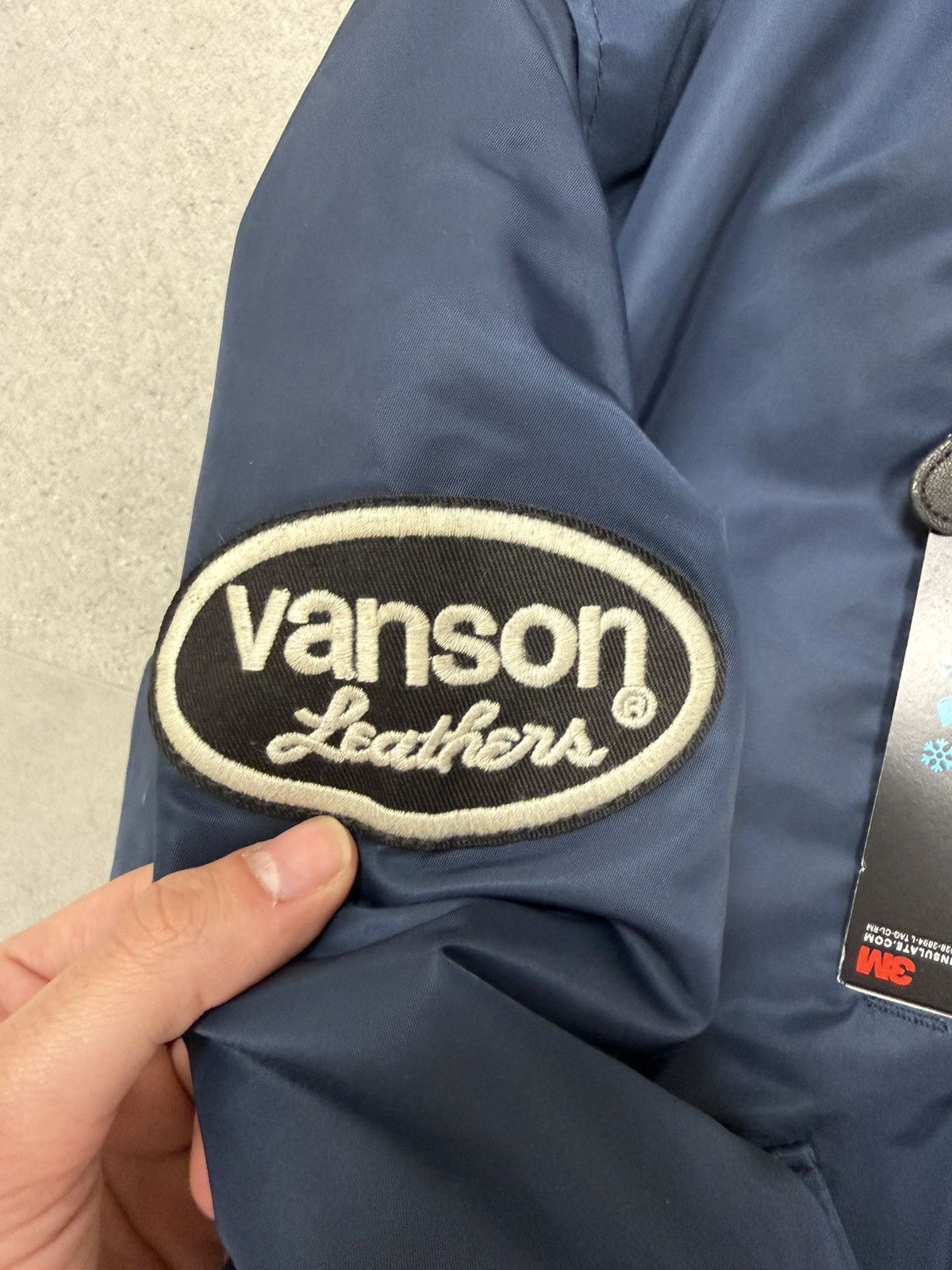 Vanson Leathers Vanson leather bomber motorcycle jacket Size US L / EU 52-54 / 3 - 3 Thumbnail