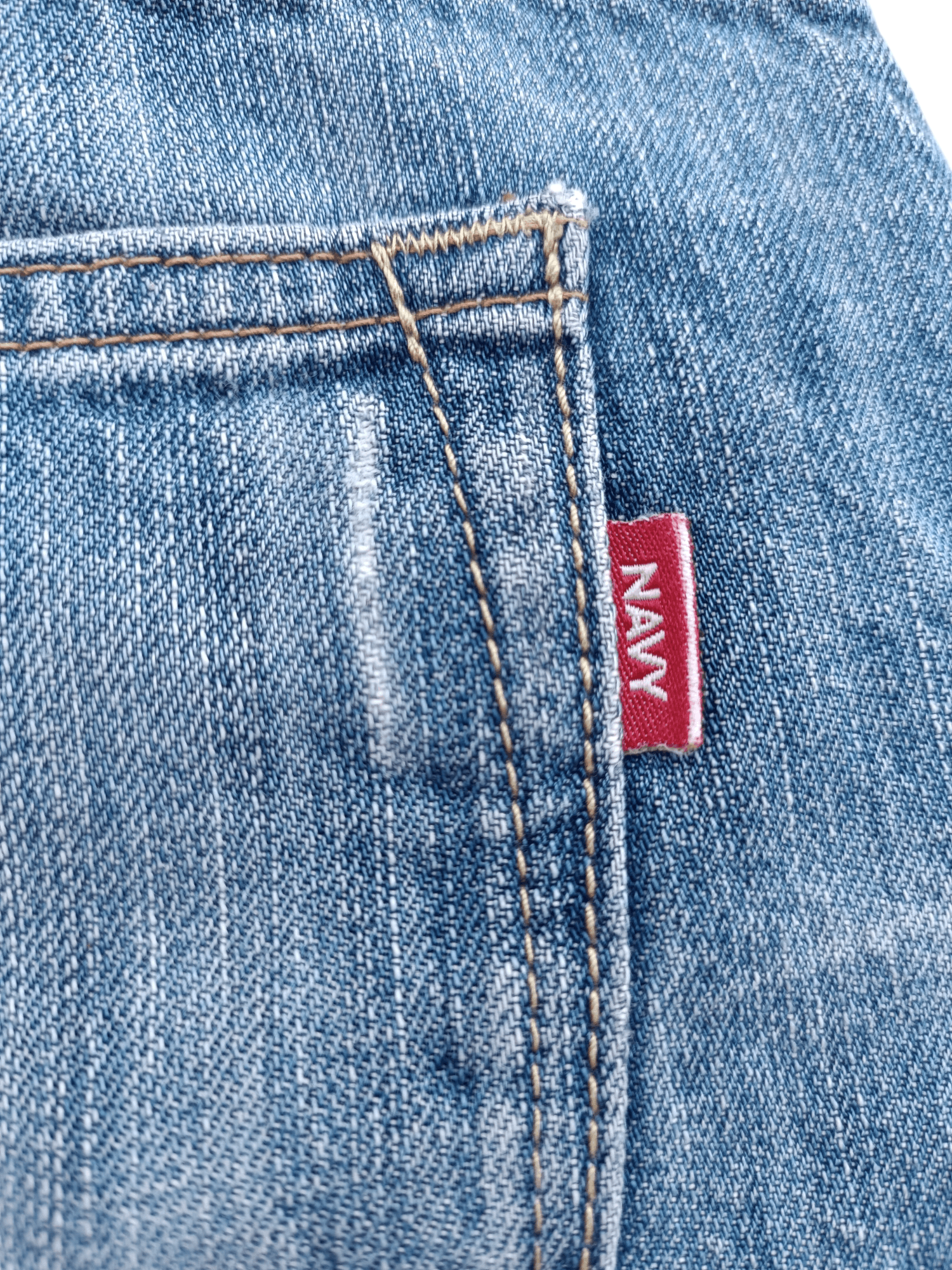 Japanese Brand Navy Produce Distressed Whiskers Faded Denim E206 Size US 34 / EU 50 - 13 Thumbnail