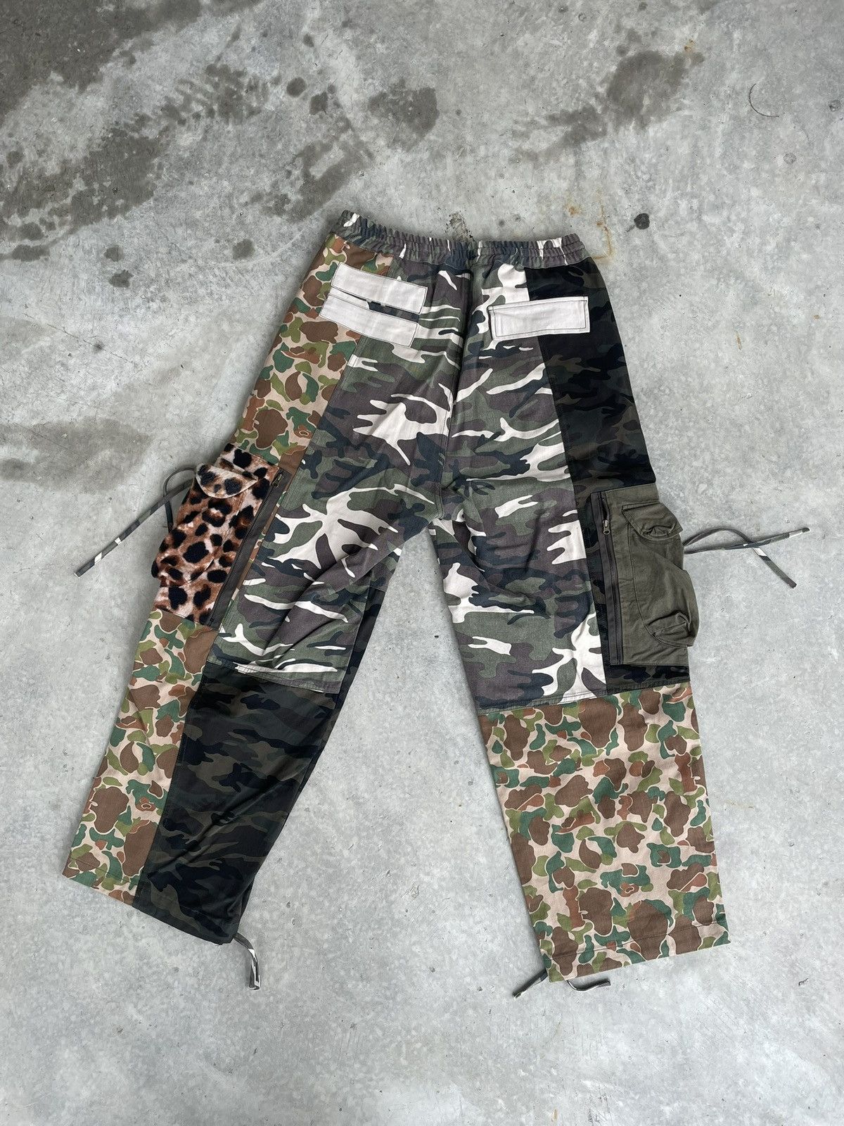 Designer Ajobyaj Multi Print Cargos Size US 33 - 4 Thumbnail