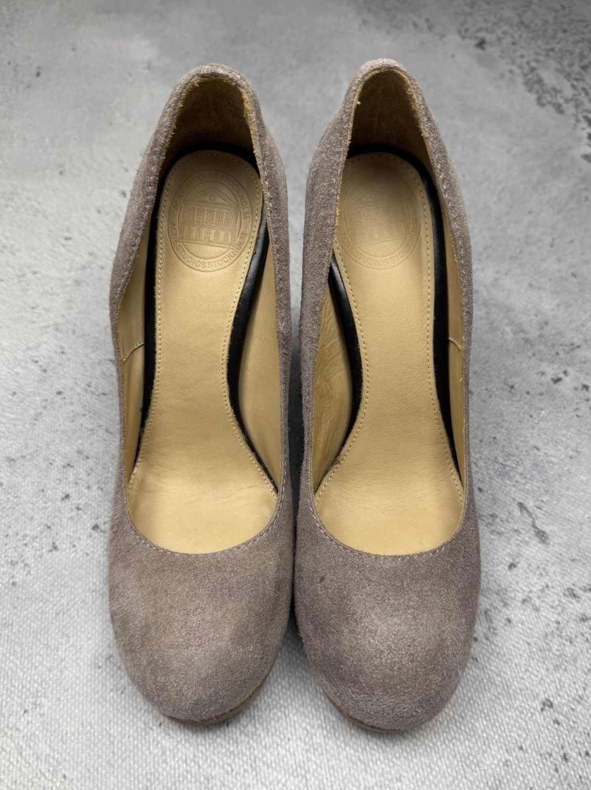 Acne Studios Vintage Acne Studios Taupe Suede Chunky Block Heel Pumps Lux Size US 7 / IT 37 - 6 Thumbnail