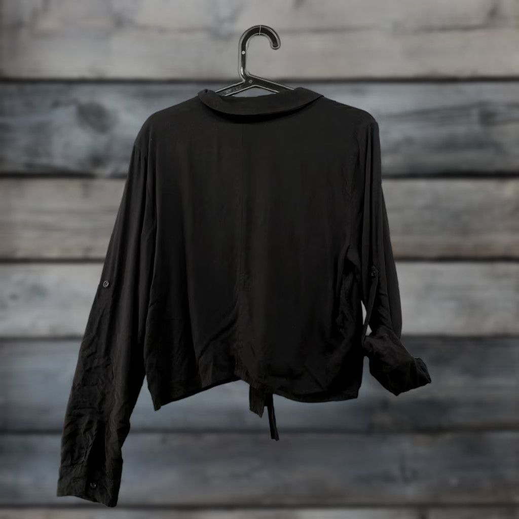 BCBGeneration BCBGeneration Tie Front Top Womens M Black Roll Tab Sleeve Collared Split Neck Blouse Size M / US 6-8 / IT 42-44 - 1 Thumbnail