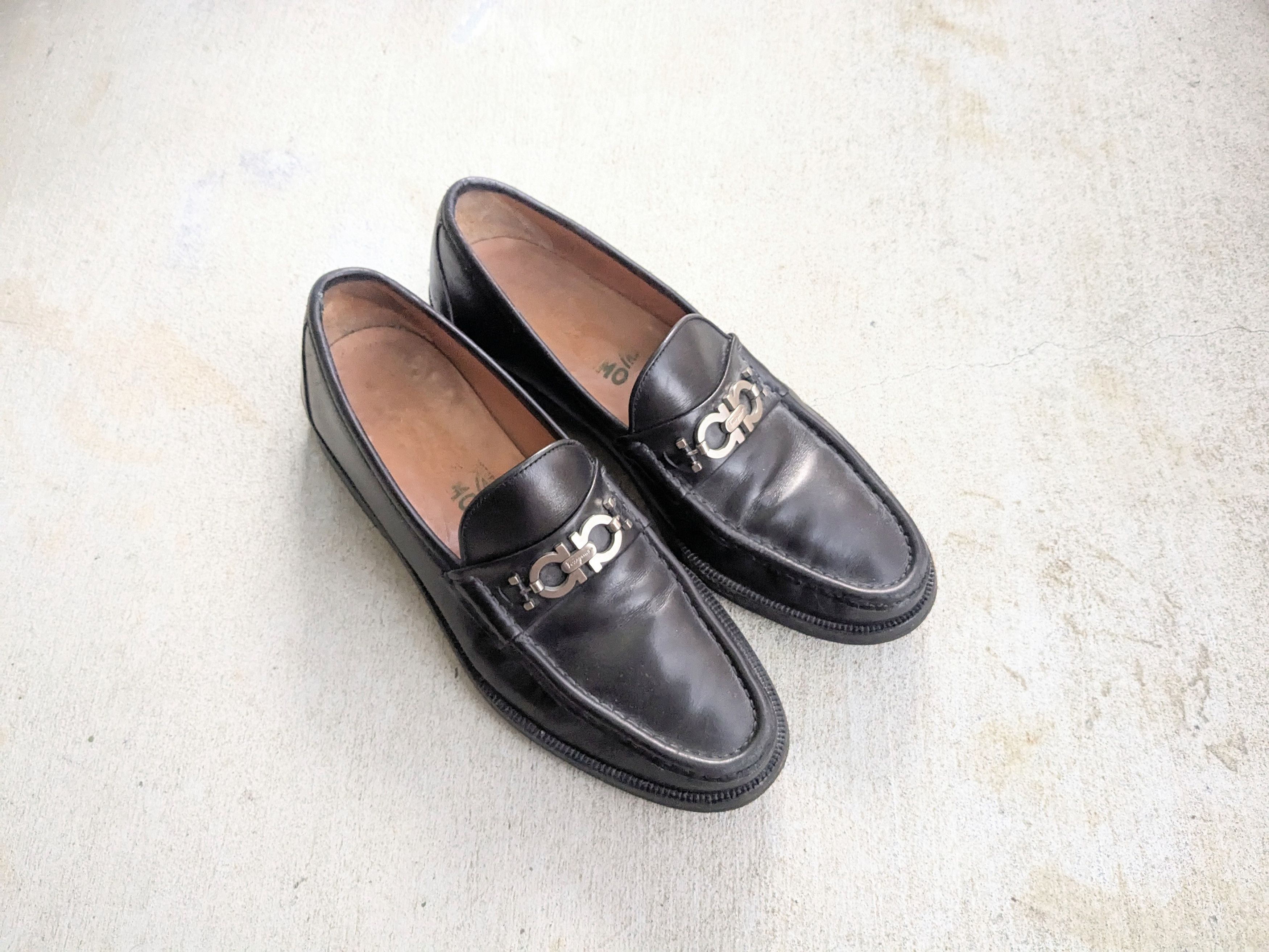 Salvatore Ferragamo Salvatore Ferragamo Loafers Black Leather 10.5 Size US 10.5 / EU 43-44 - 1 Thumbnail