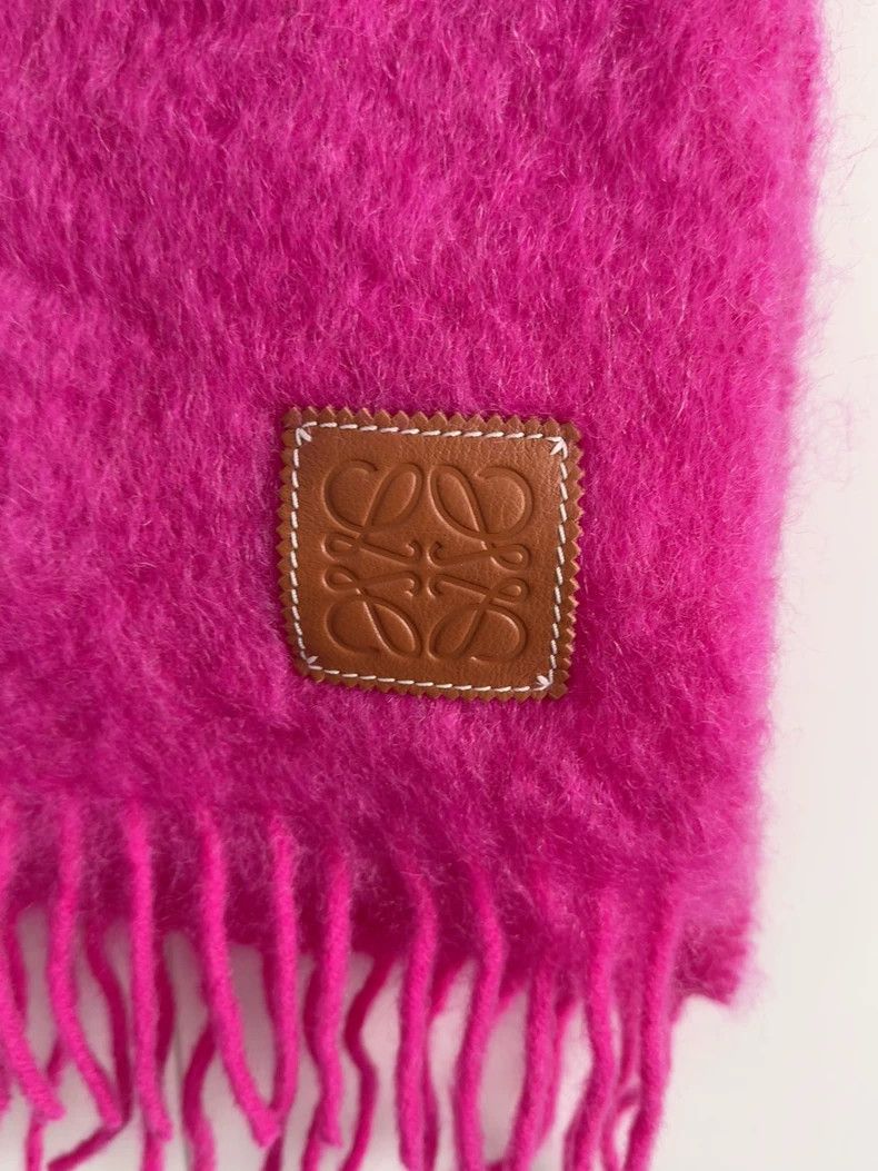 LOEWE Wool and seahorse hair scarves