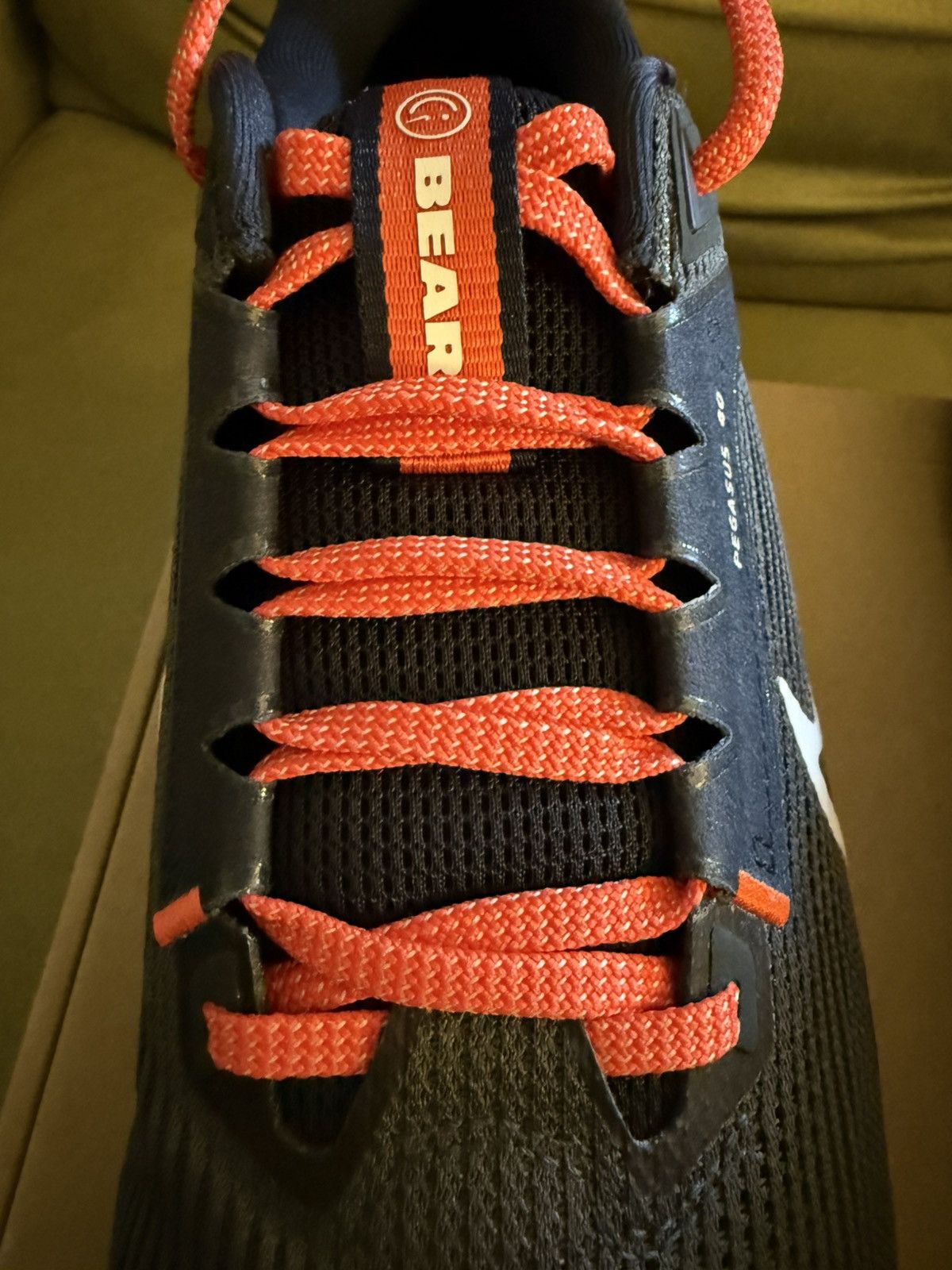 Nike Nike Air Zoom Pegasus 40 NFL “Chicago Bears” New in Box! 9.5 Size US 9.5 / EU 42-43 - 12 Thumbnail