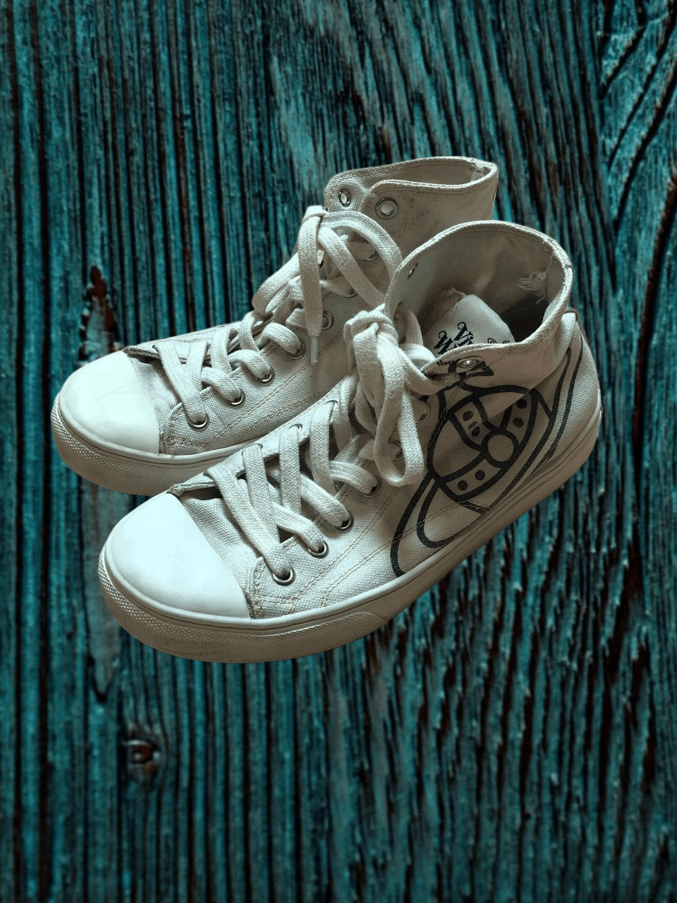 Vivienne Westwood Hi Top Beige Canvas Trainers SNEAKERS