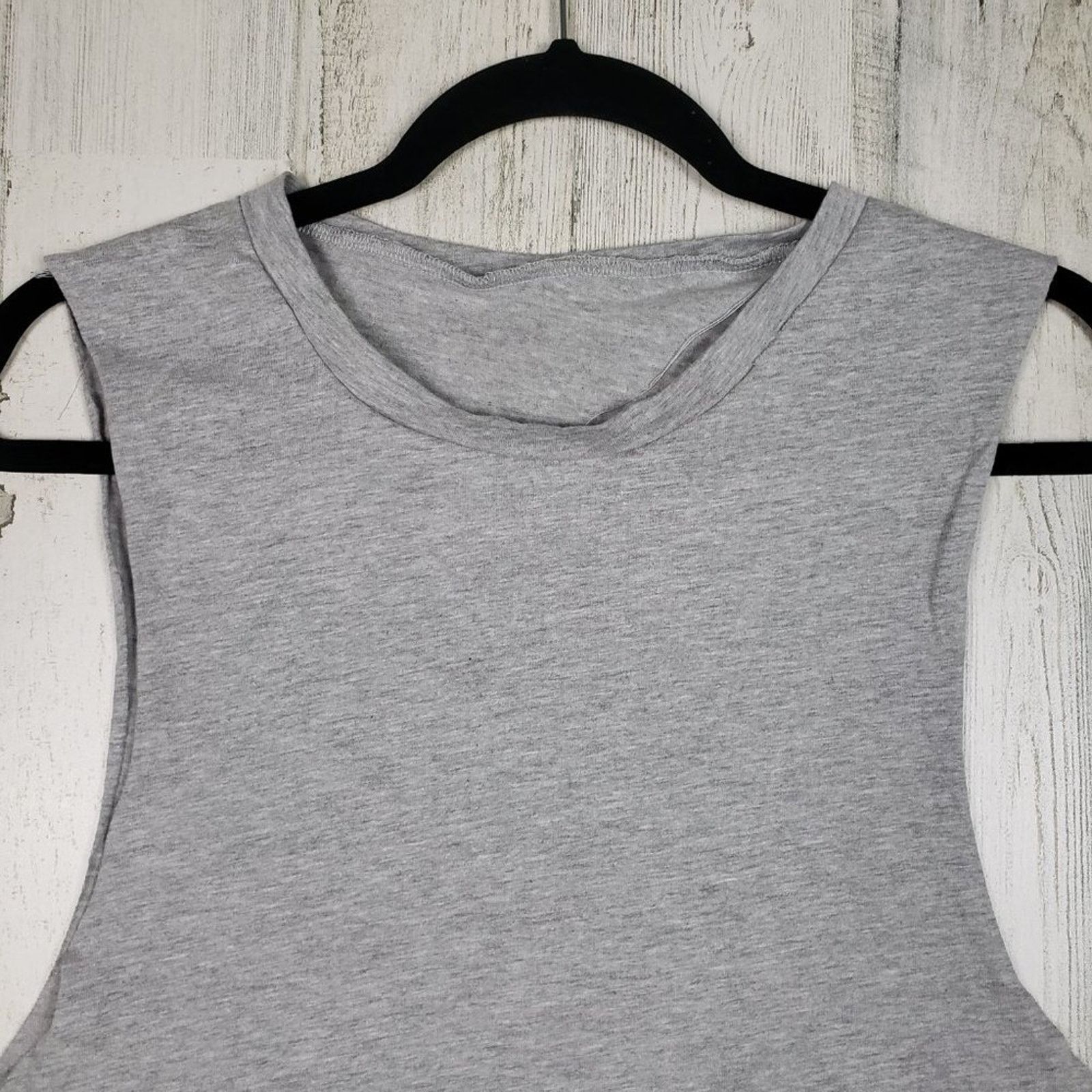 Other NWOT Over The Limit Apparel Gray Sleeveless Muscle Shirt Size M / US 6-8 / IT 42-44 - 2 Thumbnail