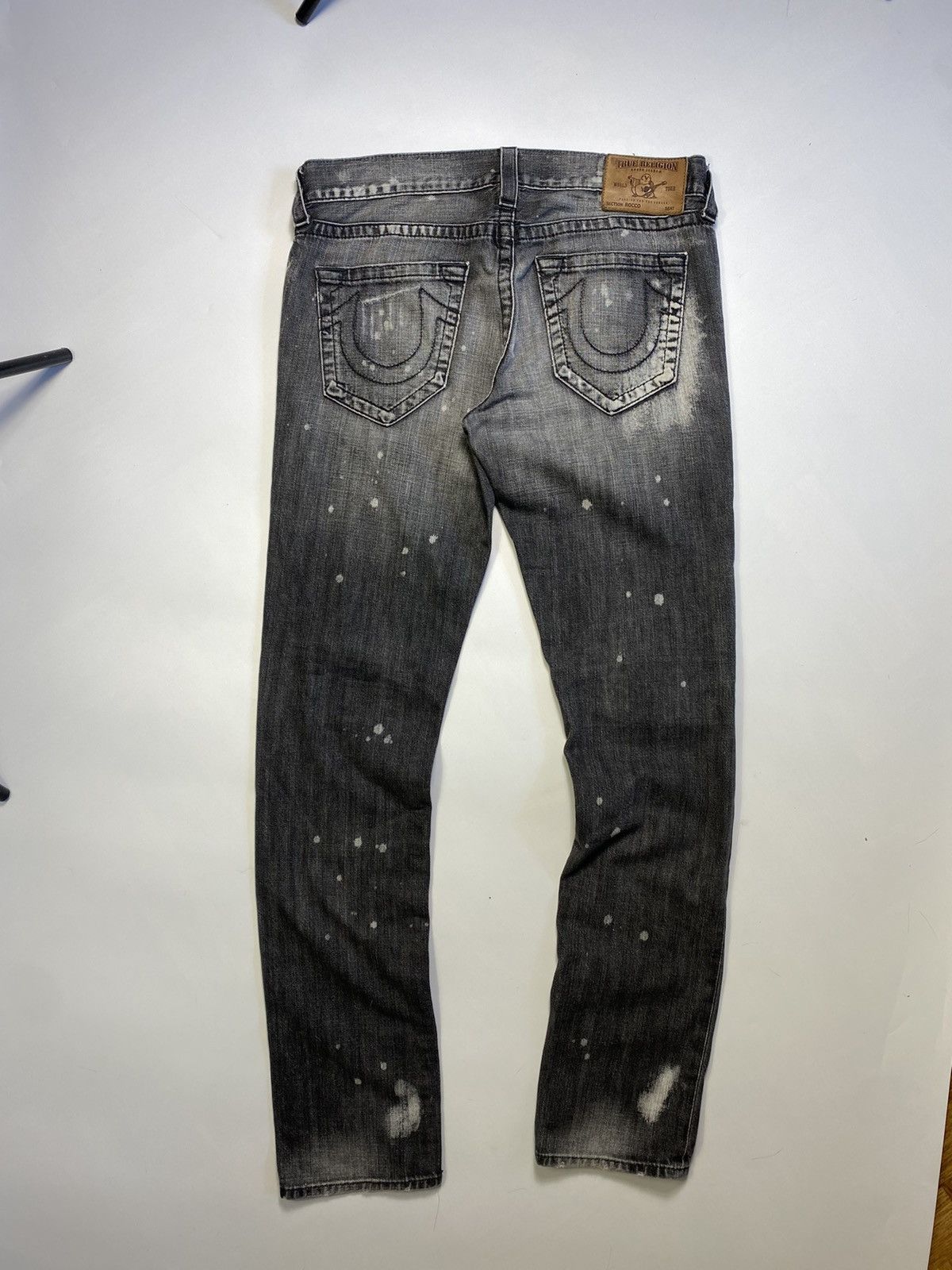 Hysteric Glamour × True Religion TRUE RELIGION RICKY RELAXED STRAIGHT DISTRESSED DENIM JEANS Size US 32 / EU 48 - 2 Thumbnail