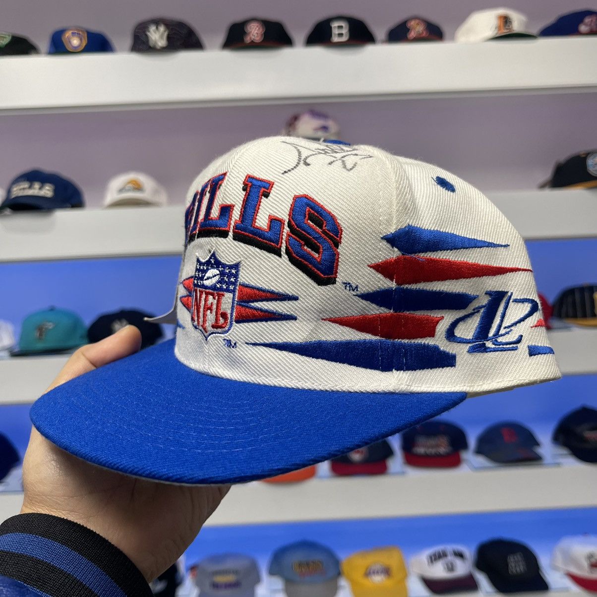 Logo Athletic Vintage Buffalo Bills Logo Athletic Diamond Cut Snap Back Size ONE SIZE - 2 Thumbnail