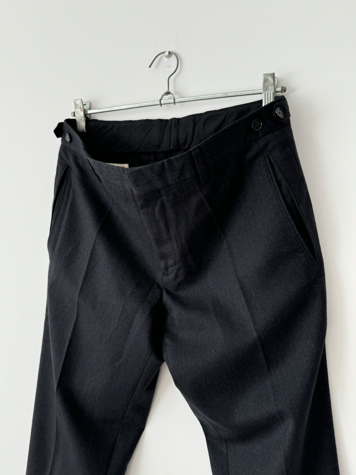 Burberry Burberry London Tailored Wool Trousers Size US 32 / EU 48 - 1 Thumbnail
