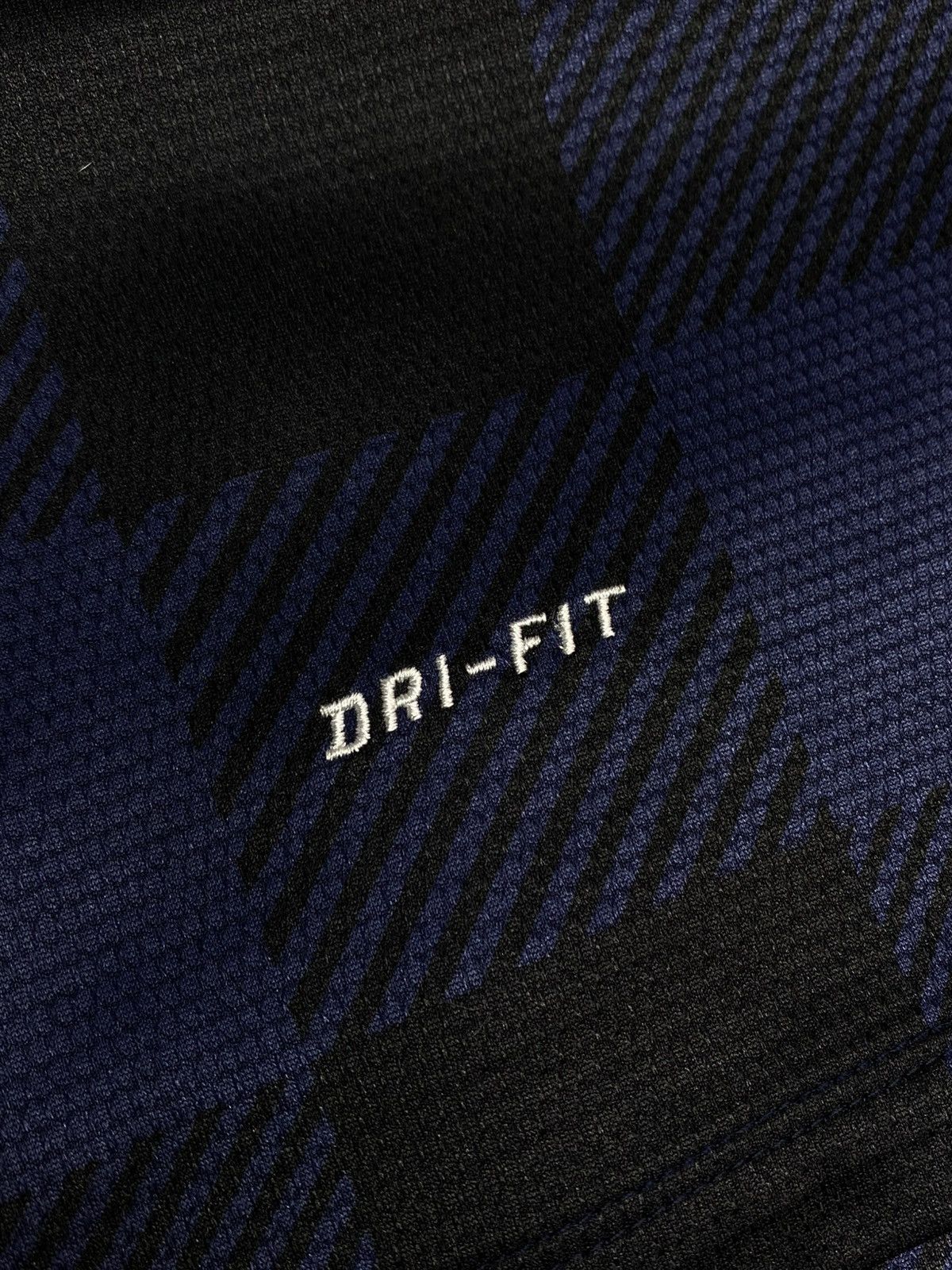 Nike Nike Manchester United 2013/14 Away Soccer Jersey Size US XL / EU 56 / 4 - 16 Thumbnail