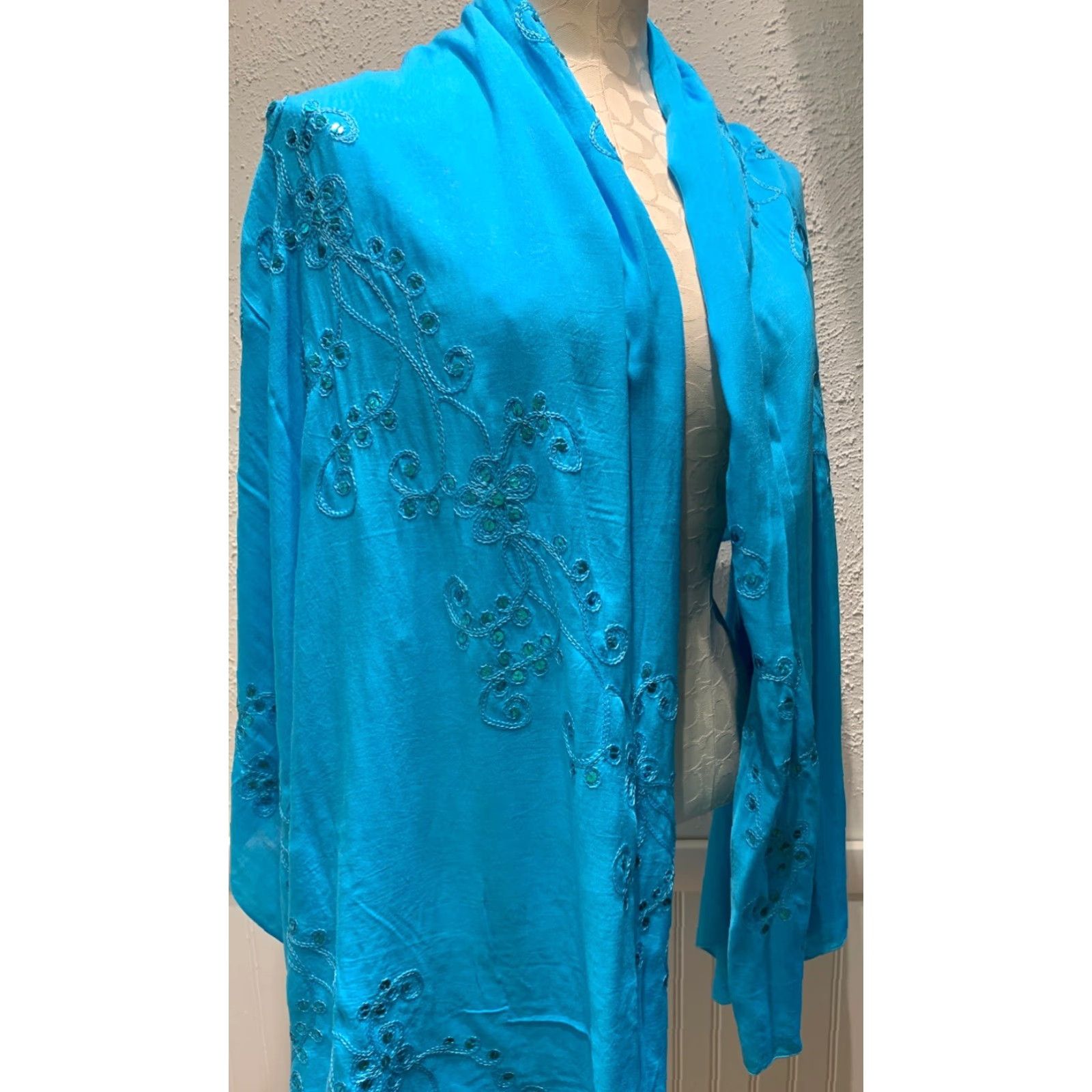 Altea VINTAGE Lightweight Teal Shawl Wrap Sequin Embroidery 46"x 70" Shawl/Wrap Women Size ONE SIZE - 3 Thumbnail