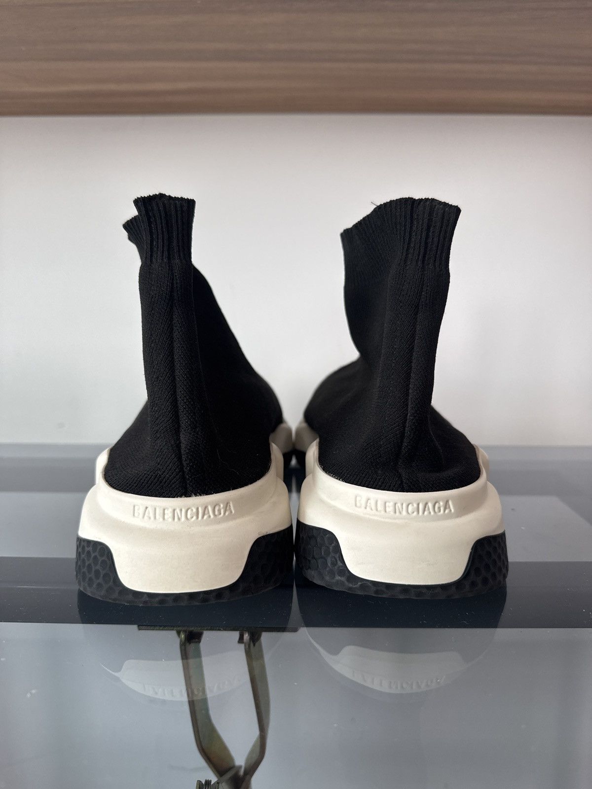 Balenciaga balenciaga Speed Trainer en color negro y blanco Size US 9 / EU 42 - 3 Thumbnail