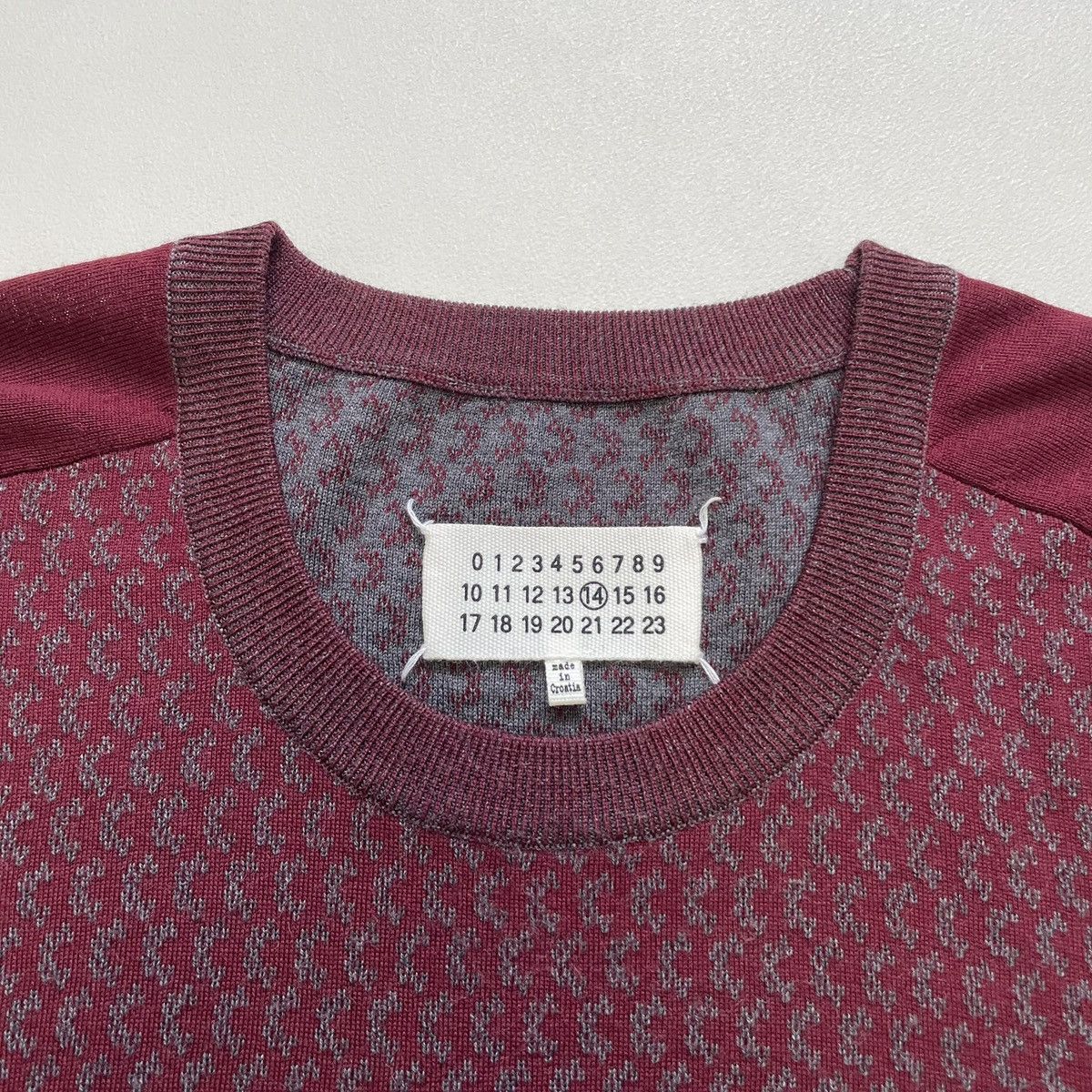 Maison Margiela A/W 13 Burgundy Patterned Wool Sweater Size US L / EU 52-54 / 3 - 3 Thumbnail