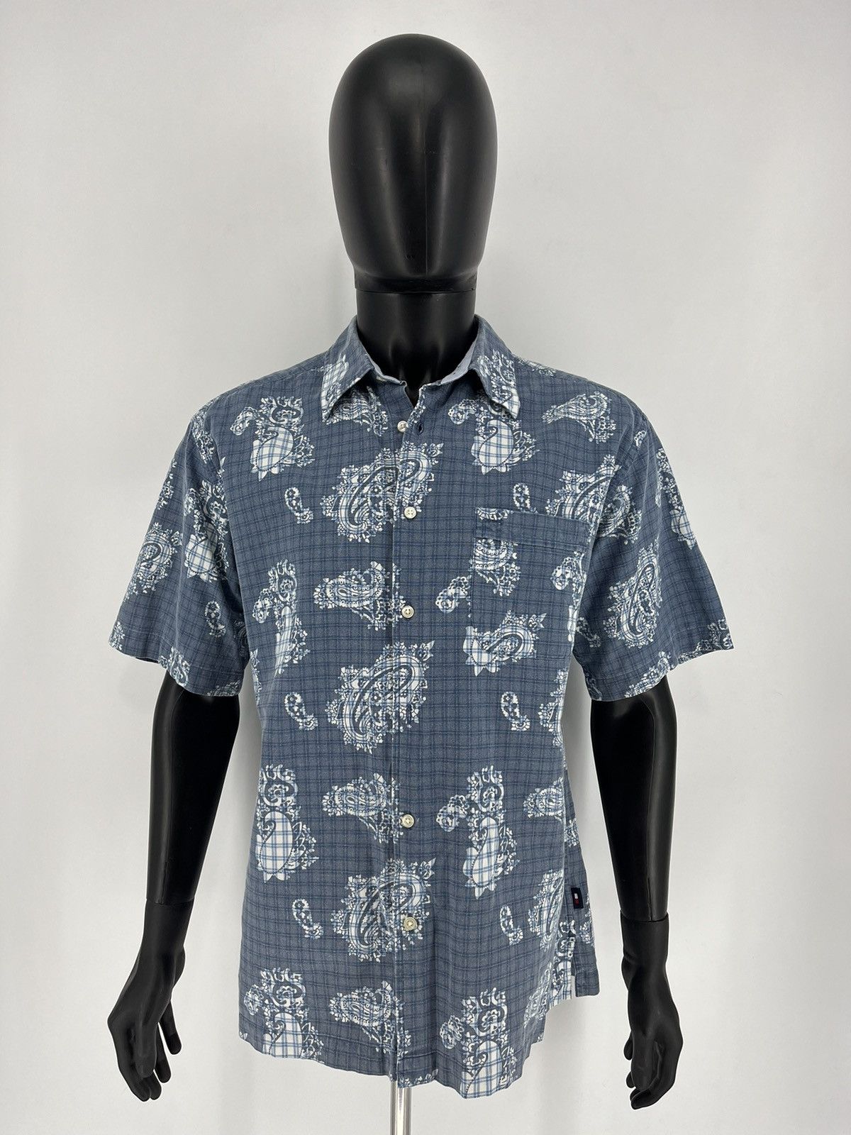 Tommy Hilfiger Vintage 90s Tommy Hilfiger Hawaiian Shirt Streetwear Y2K Size US M / EU 48-50 / 2 - 2 Thumbnail