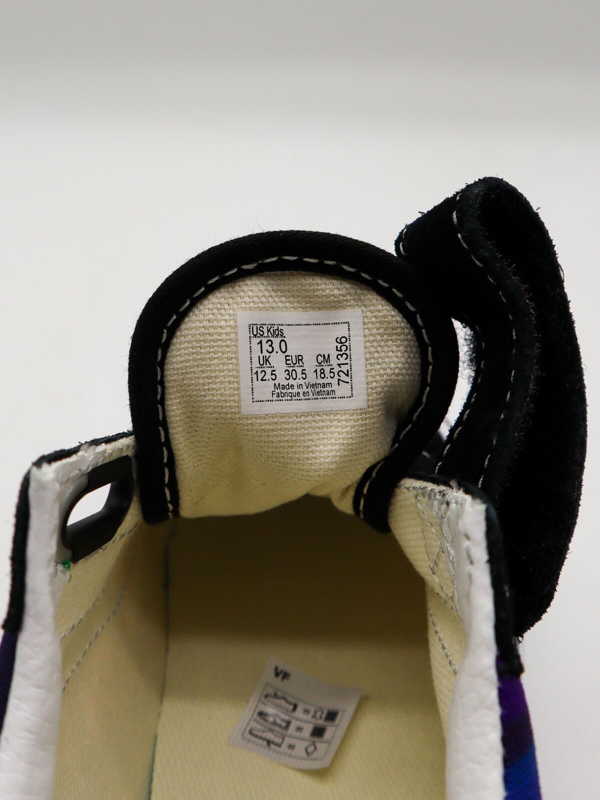 Vans Vans - VN000V21PRP1 K‑Pop Demon Hunters - UK 12.5 Size US 13 / EU 46 - 4 Thumbnail