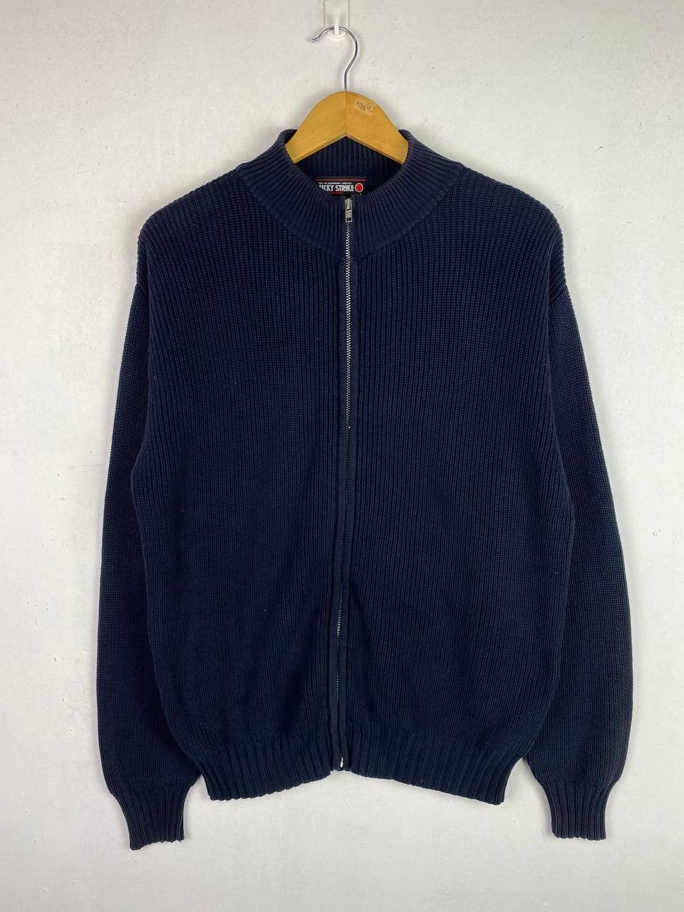 Japanese Brand vintage lucky strike knitted jacket nice design Size US L / EU 52-54 / 3 - 1 Thumbnail