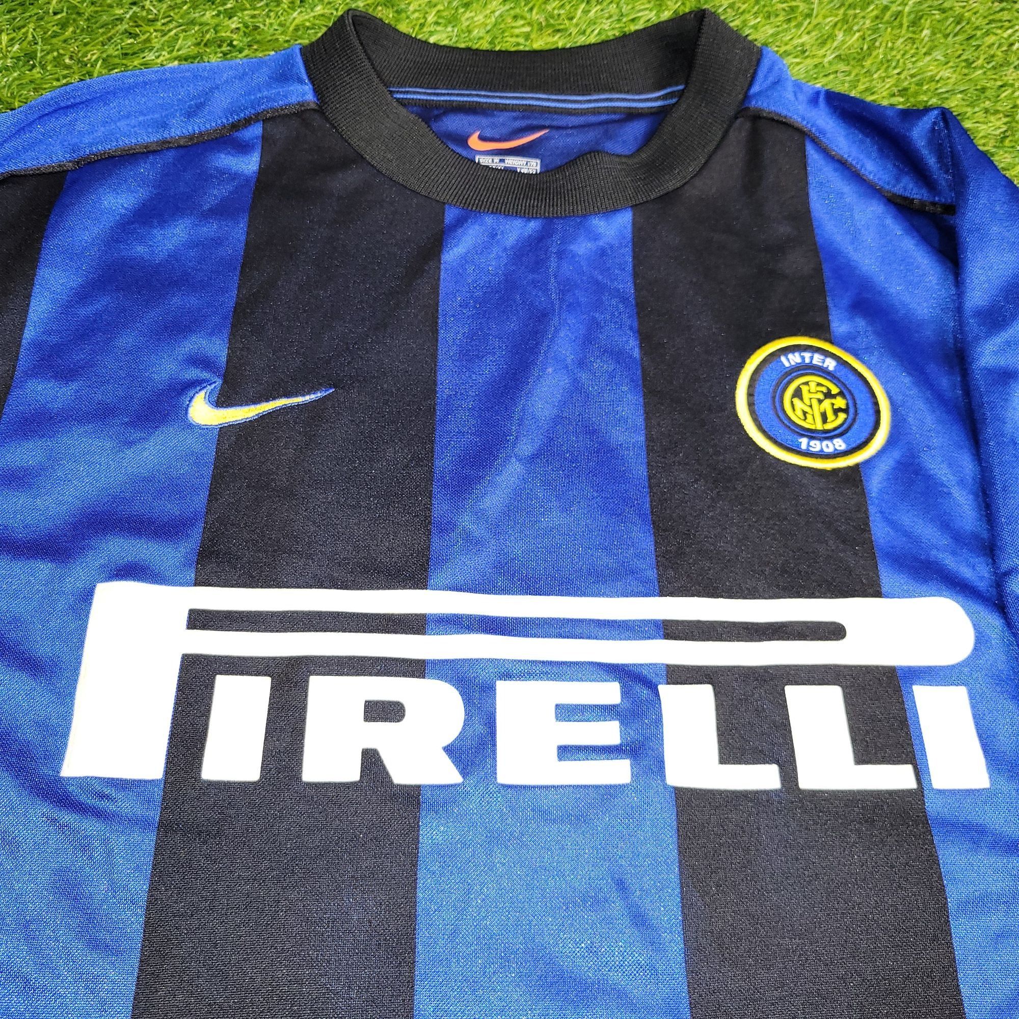 Nike Ronaldo Inter Milan 1999 2000 Soccer Jersey Shirt M Size US M / EU 48-50 / 2 - 3 Thumbnail
