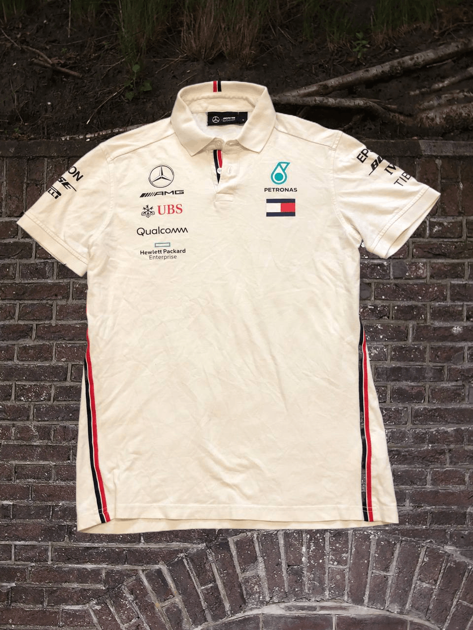 Mercedes-Benz Mercedes-Benz polos AMG Petronas Motosport big logo T-Shirt Size US S / EU 44-46 / 1 - 1 Thumbnail