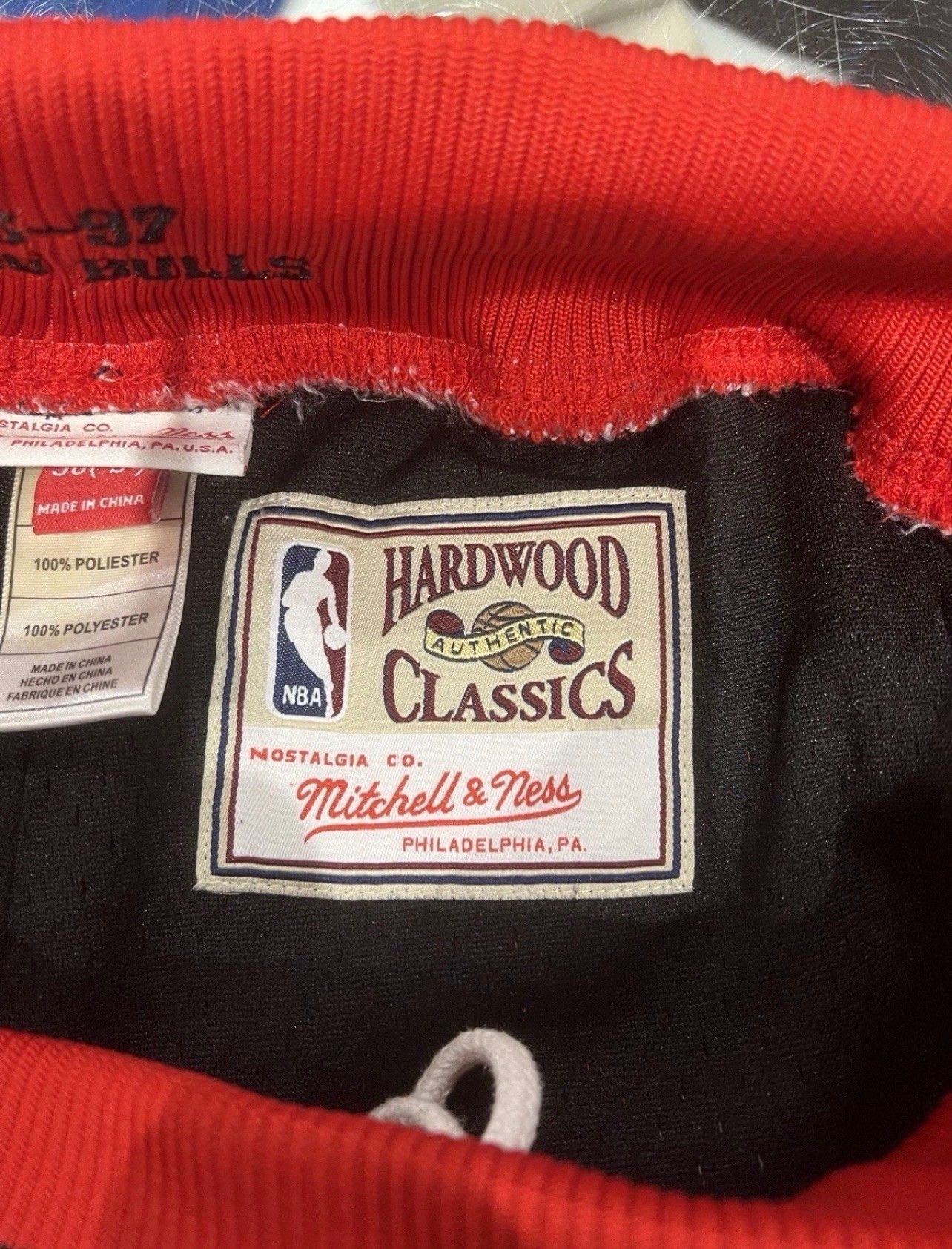 Other Mitchell & Ness 1996-97 Chicago Bulls Shorts Size US 30 / EU 46 - 3 Thumbnail