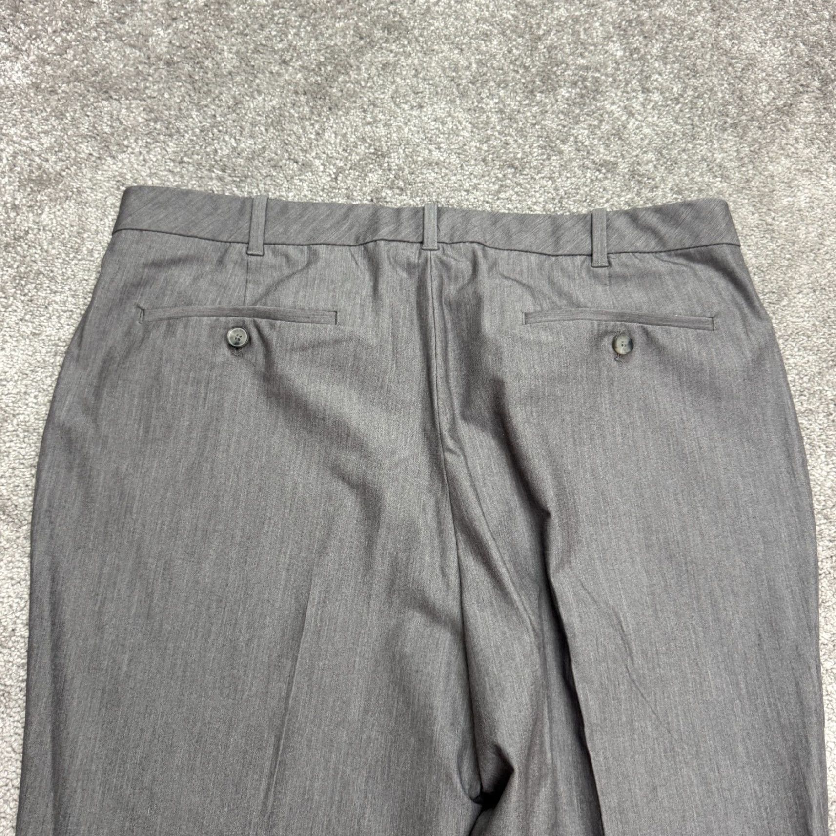 Van Heusen Van Heusen Dress Pants Mens 36 Waist Gray Flat Front Straight Leg Workwear Dress Pants Size US 36 / EU 52 - 4 Thumbnail