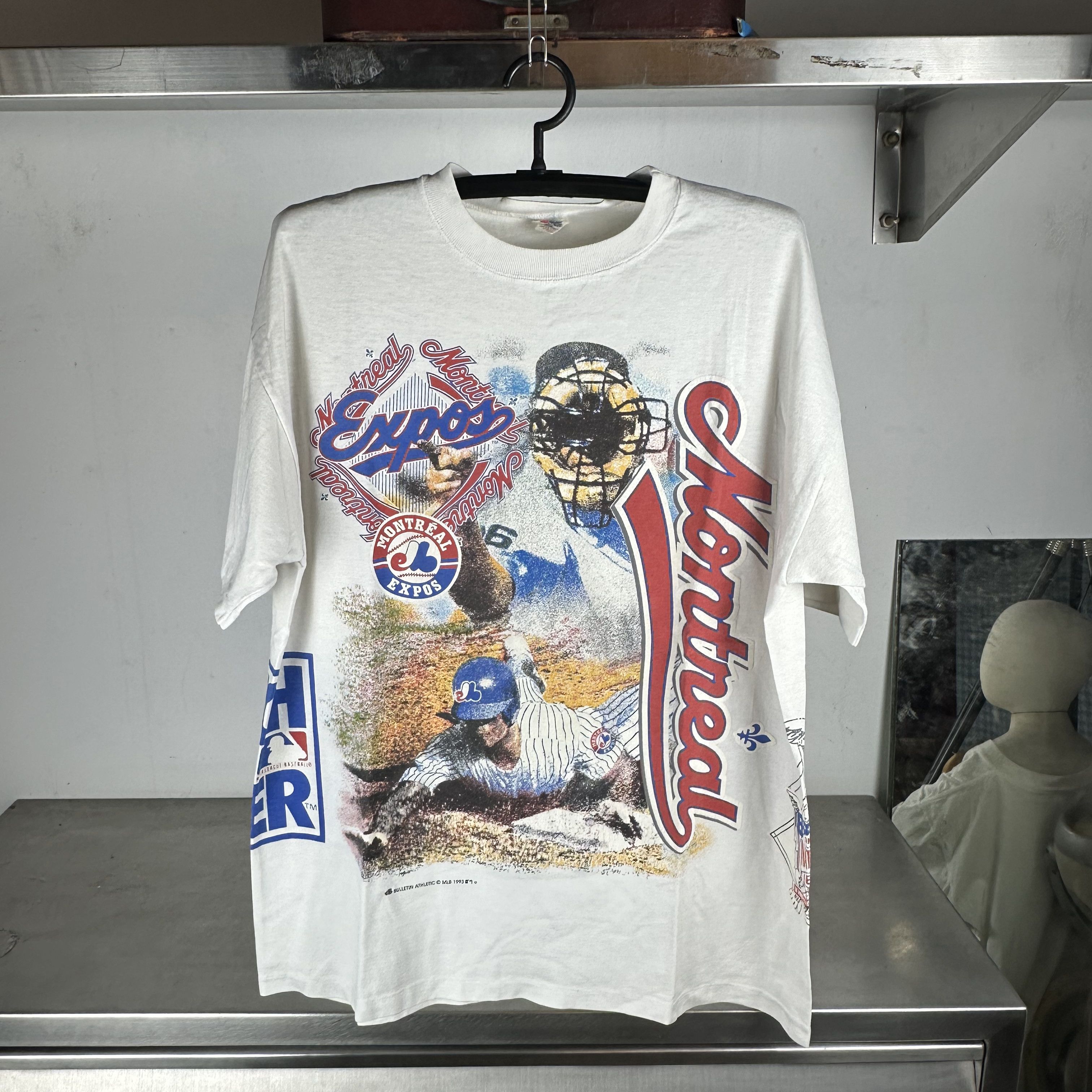 Vintage 1993 Montreal Expos MLB Bulletin Athletic AOP XL T-Shirt Size US XL / EU 56 / 4 - 1 Thumbnail