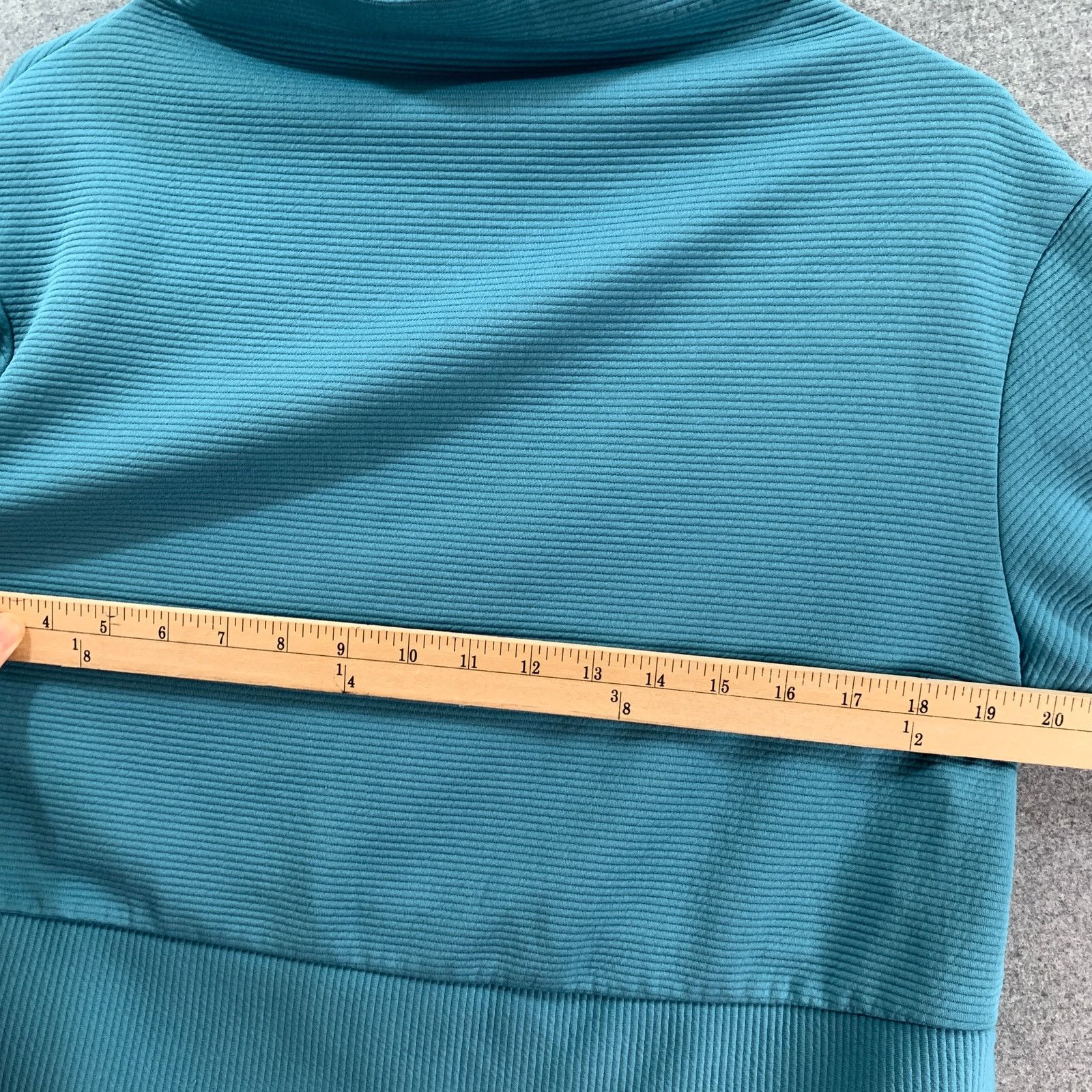 Nike Nike Dri Fit Shirt Women Size Small Athletic Long Sleeve Size S / US 4 / IT 40 - 7 Thumbnail