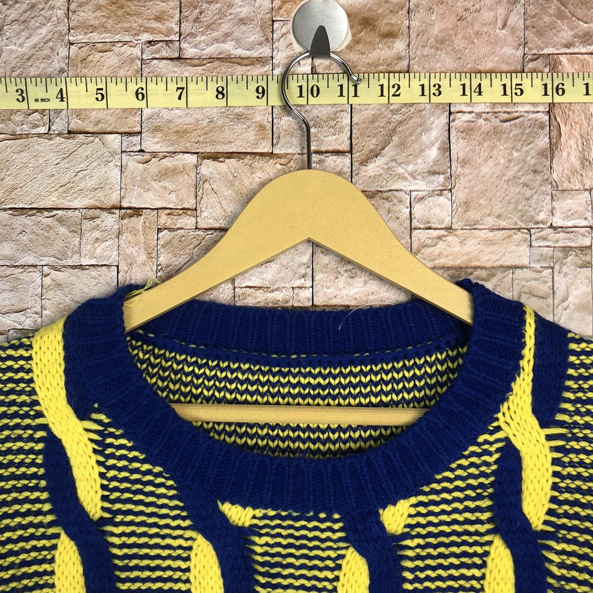 Aran Isles Knitwear Japan Yellow Blue aran isle cable Knitwear #A483 Size US S / EU 44-46 / 1 - 4 Thumbnail