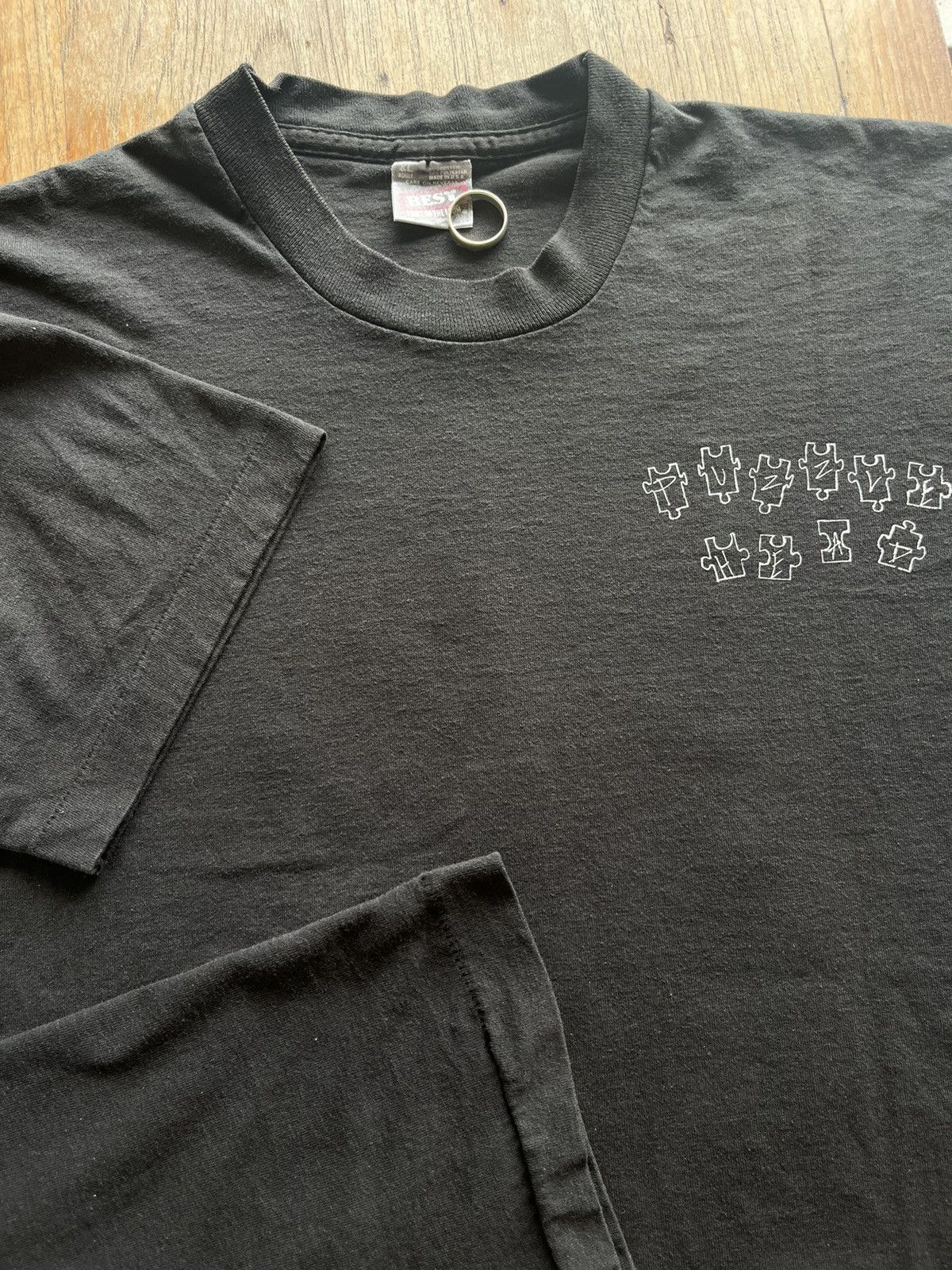 Vintage Vintage PUZZLE HEAD art design 94’s T-shirt Size US XL / EU 56 / 4 - 6 Thumbnail
